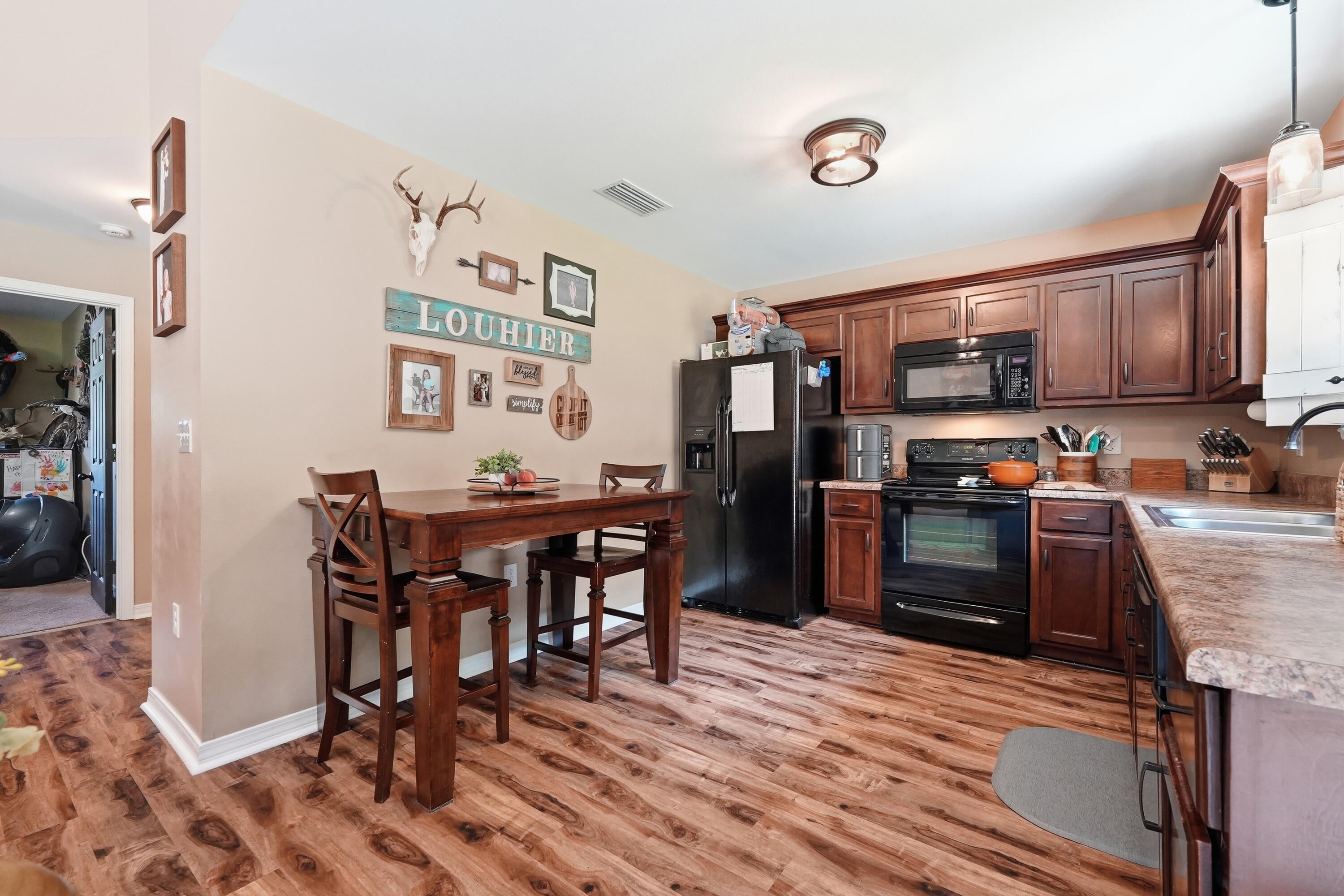 GLEN FOREST REPLAT - Residential