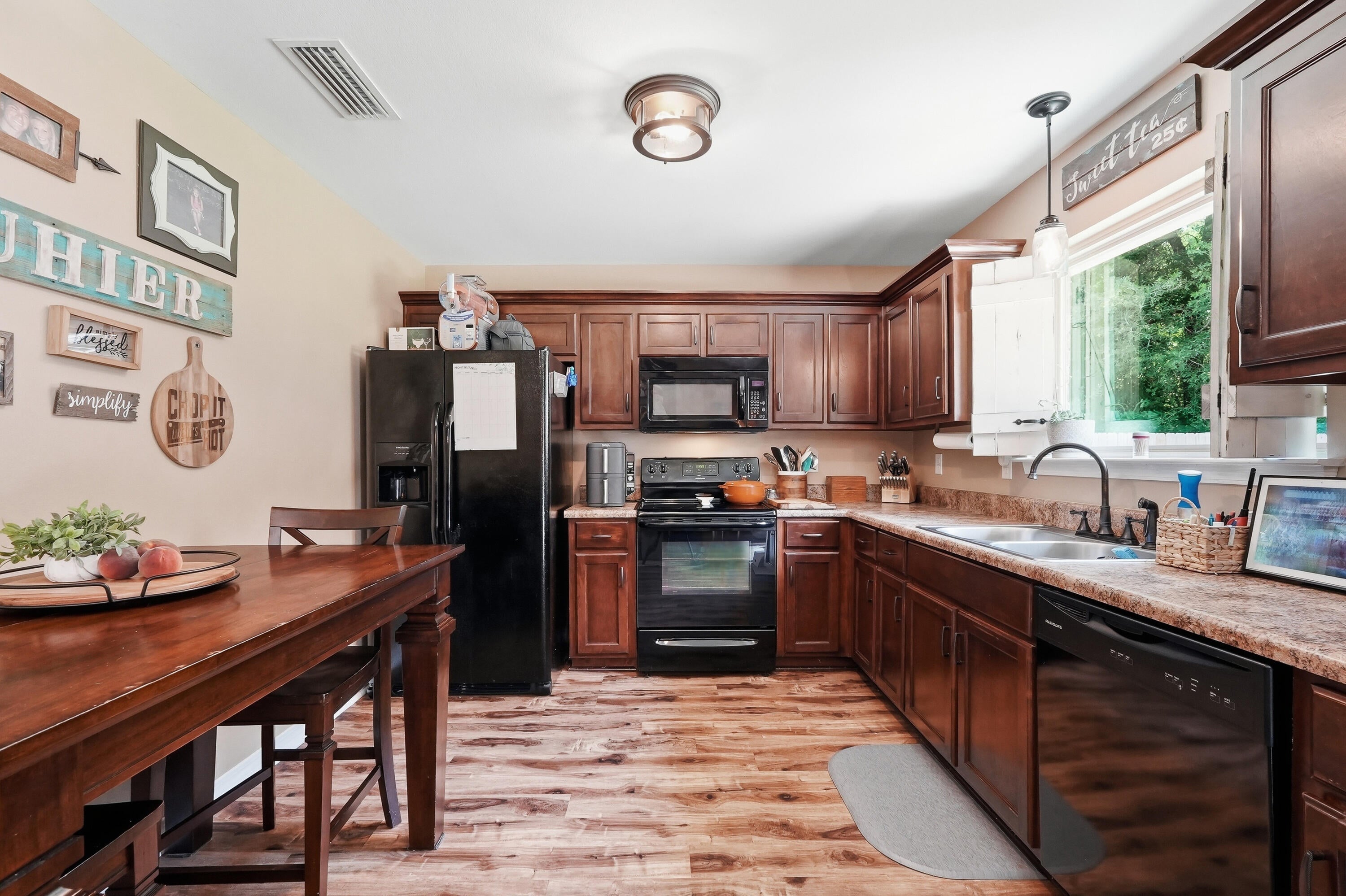 GLEN FOREST REPLAT - Residential