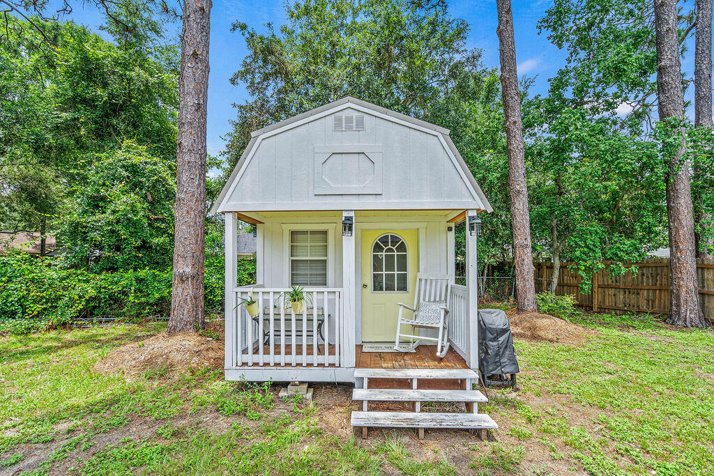 SOUTH POINTE ESTATES - Residential