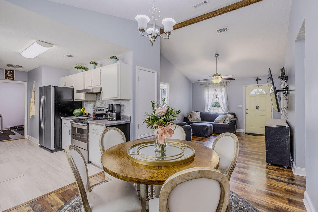 SOUTH POINTE ESTATES - Residential
