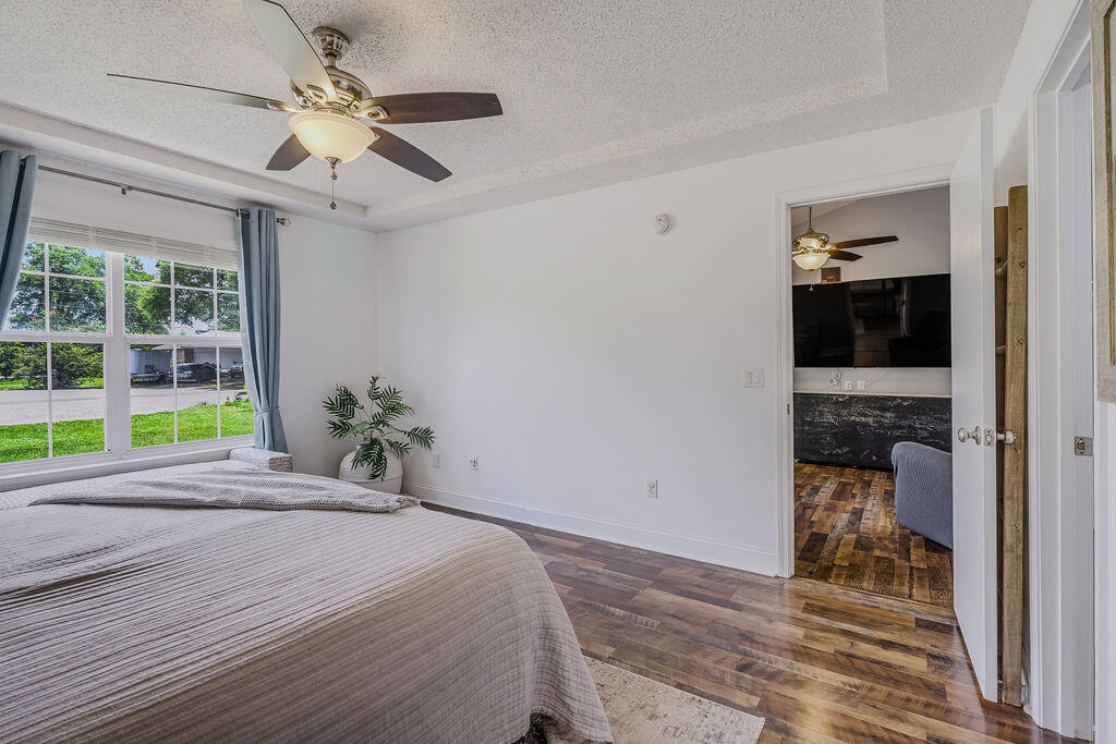 SOUTH POINTE ESTATES - Residential