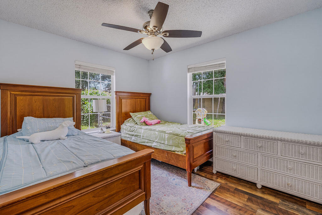 SOUTH POINTE ESTATES - Residential