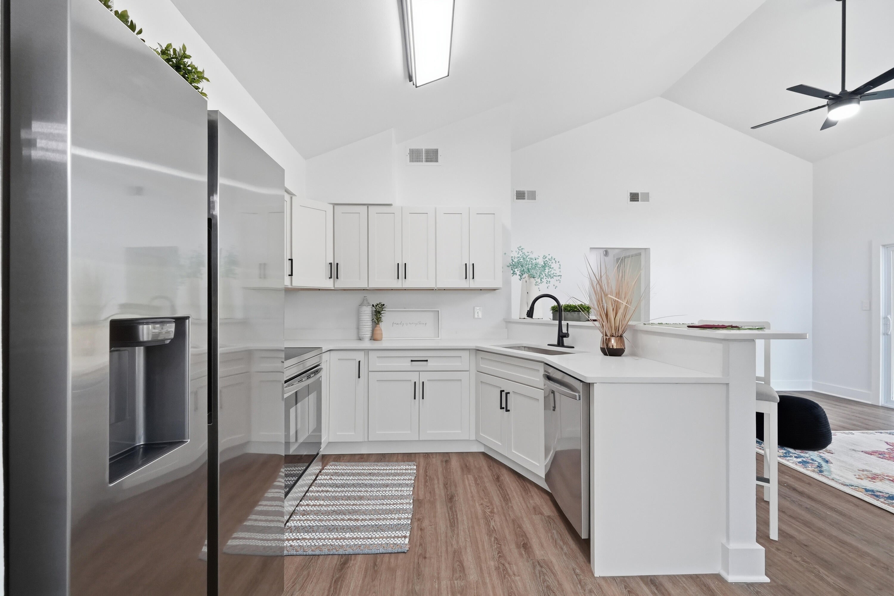HOLLEY BY THE SEA - Residential