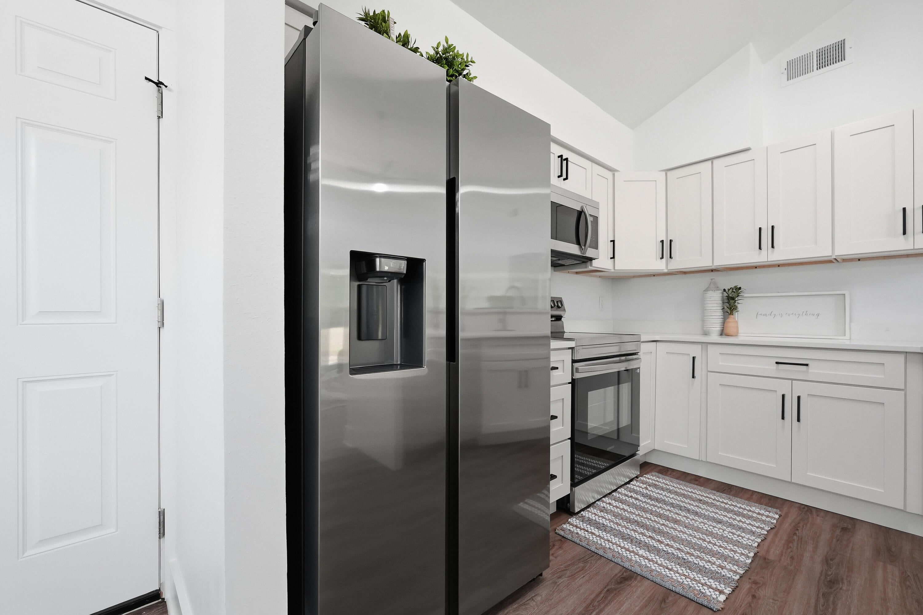 HOLLEY BY THE SEA - Residential