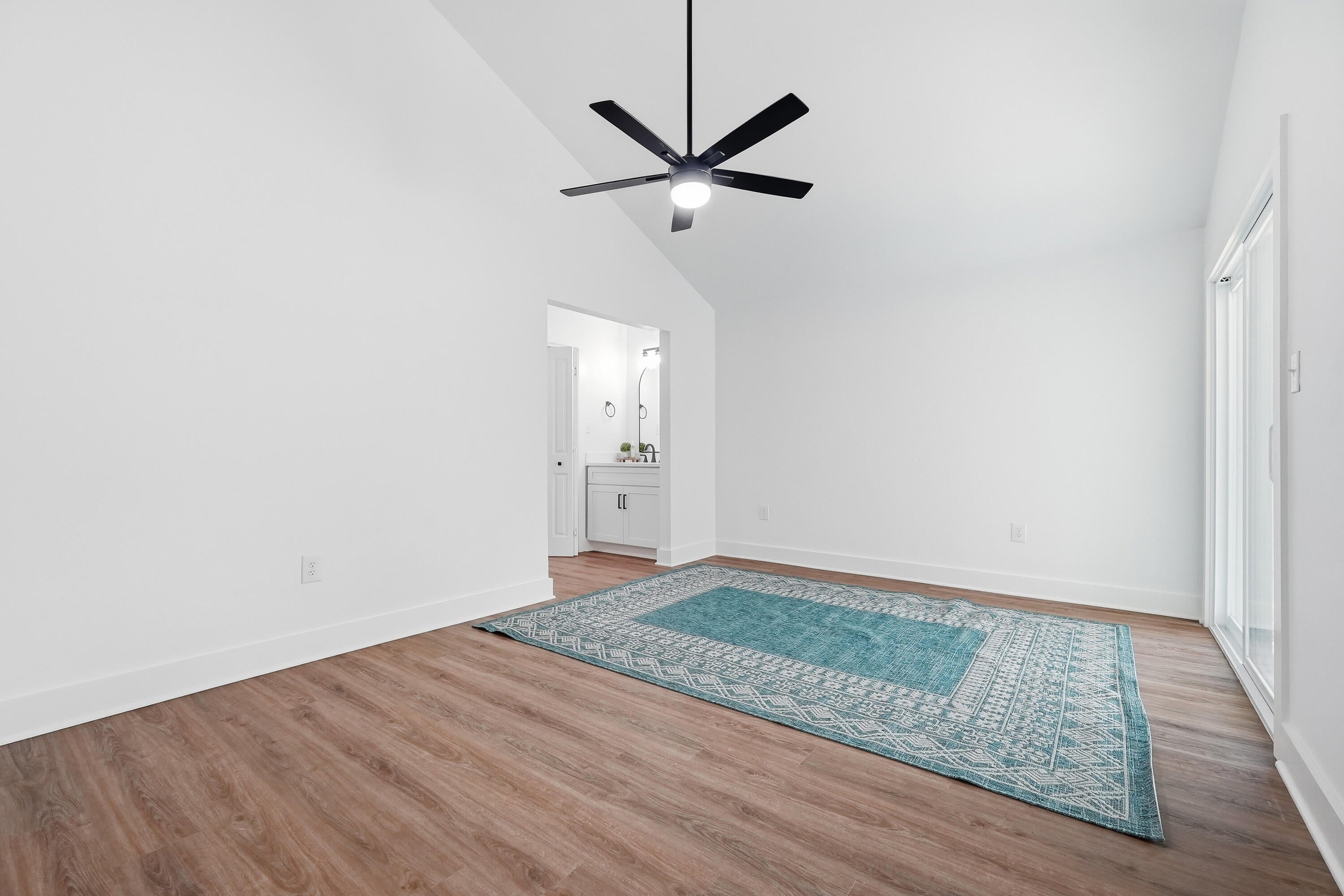 HOLLEY BY THE SEA - Residential