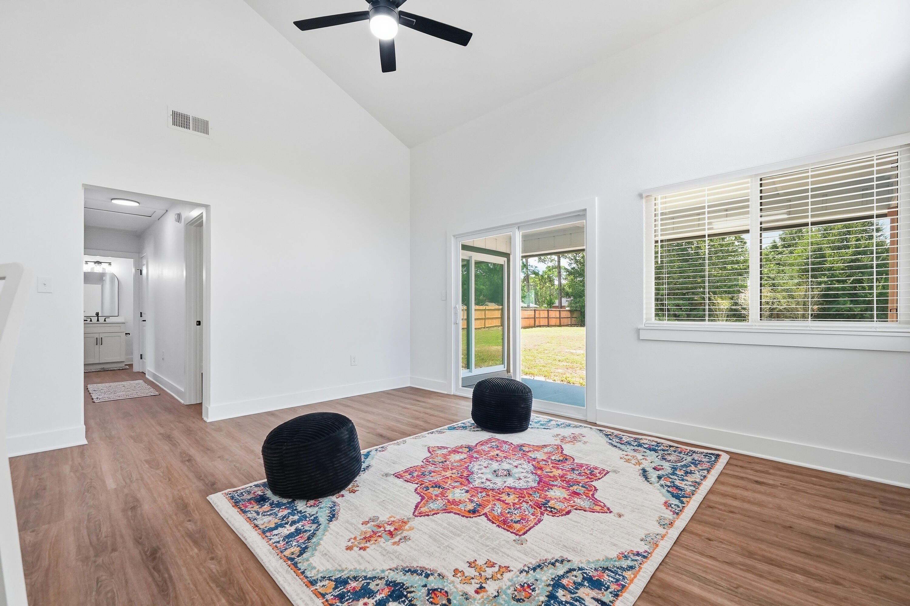 HOLLEY BY THE SEA - Residential