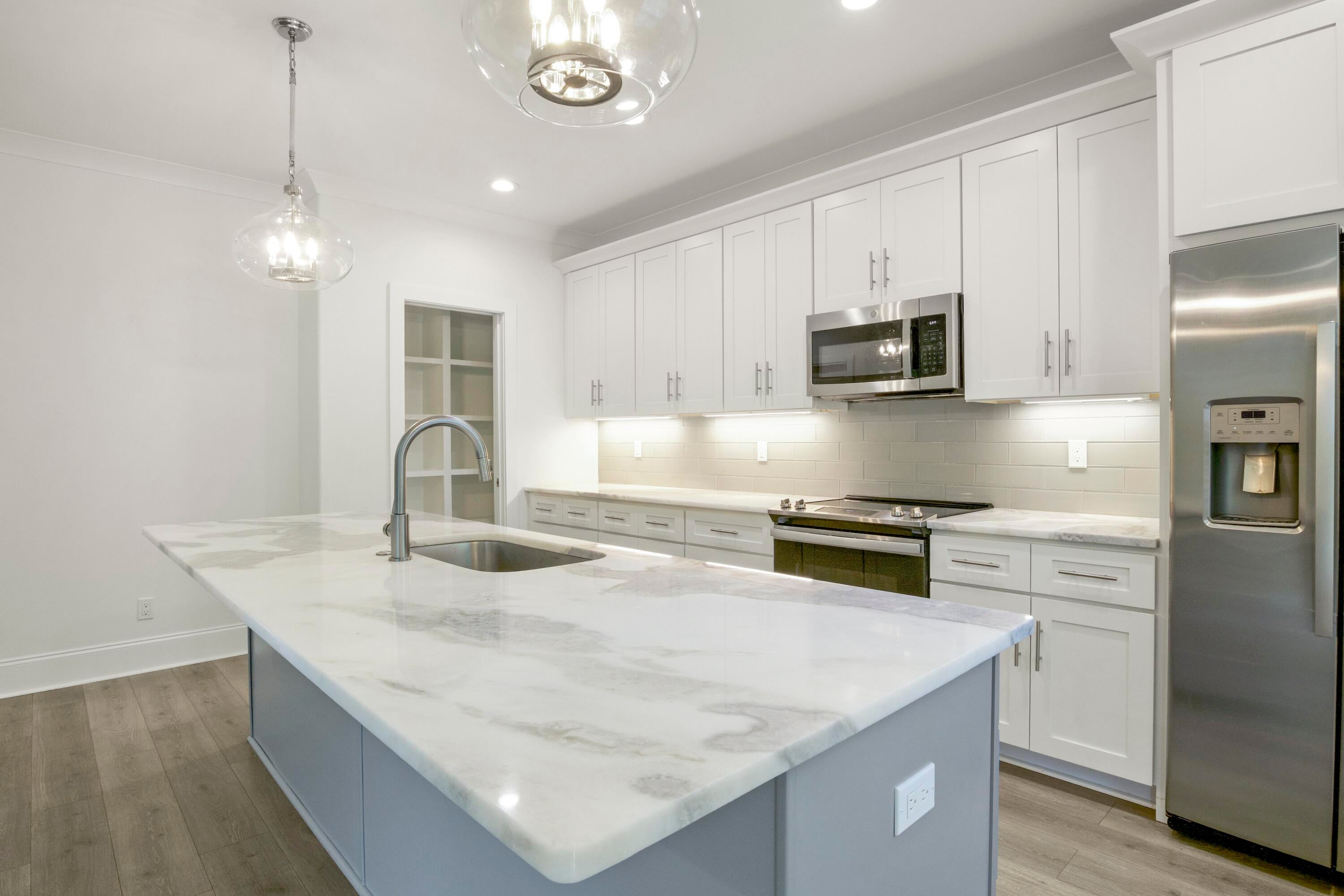 SUGAR SANDS ESTATES - Residential Lease