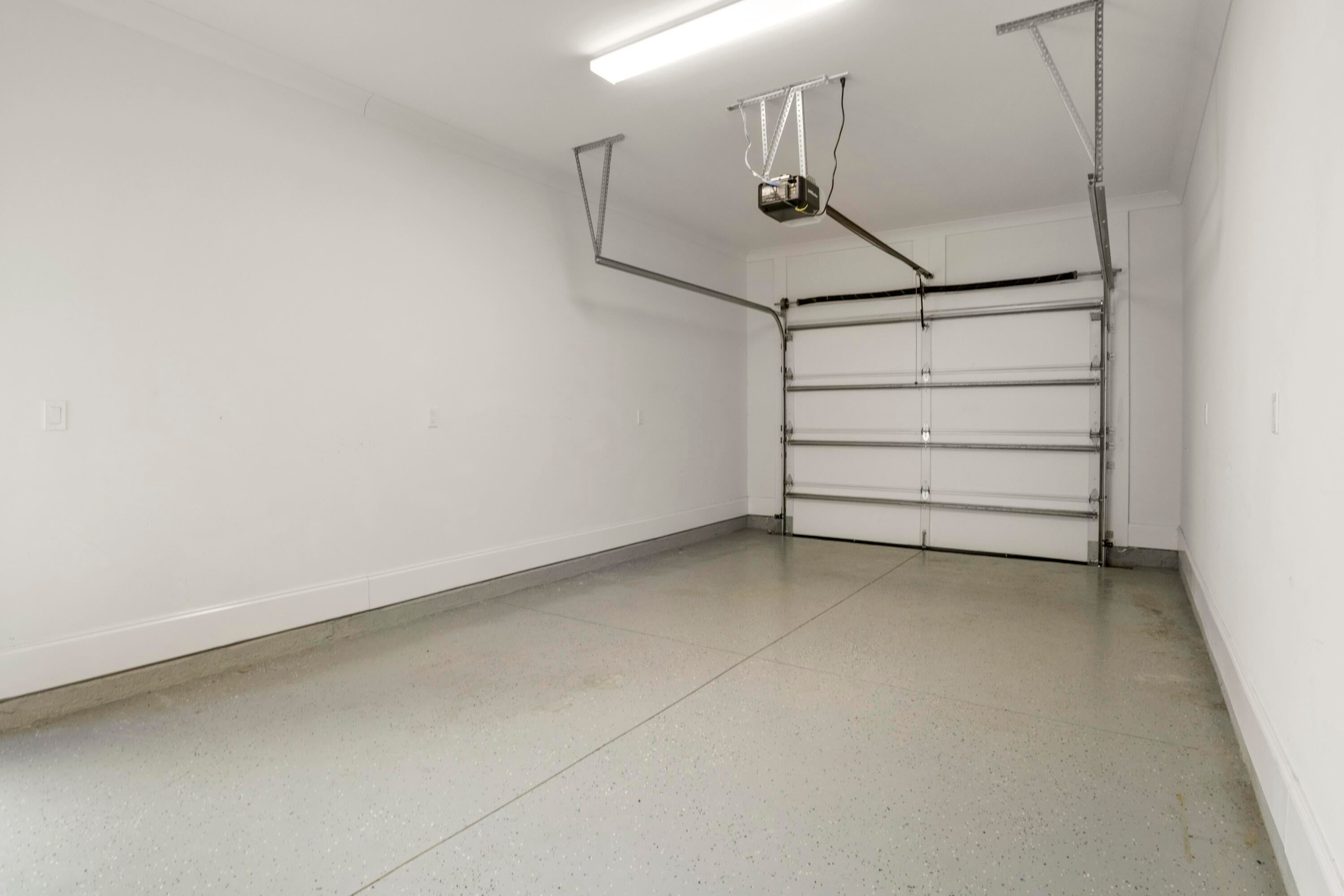 SUGAR SANDS ESTATES - Residential Lease