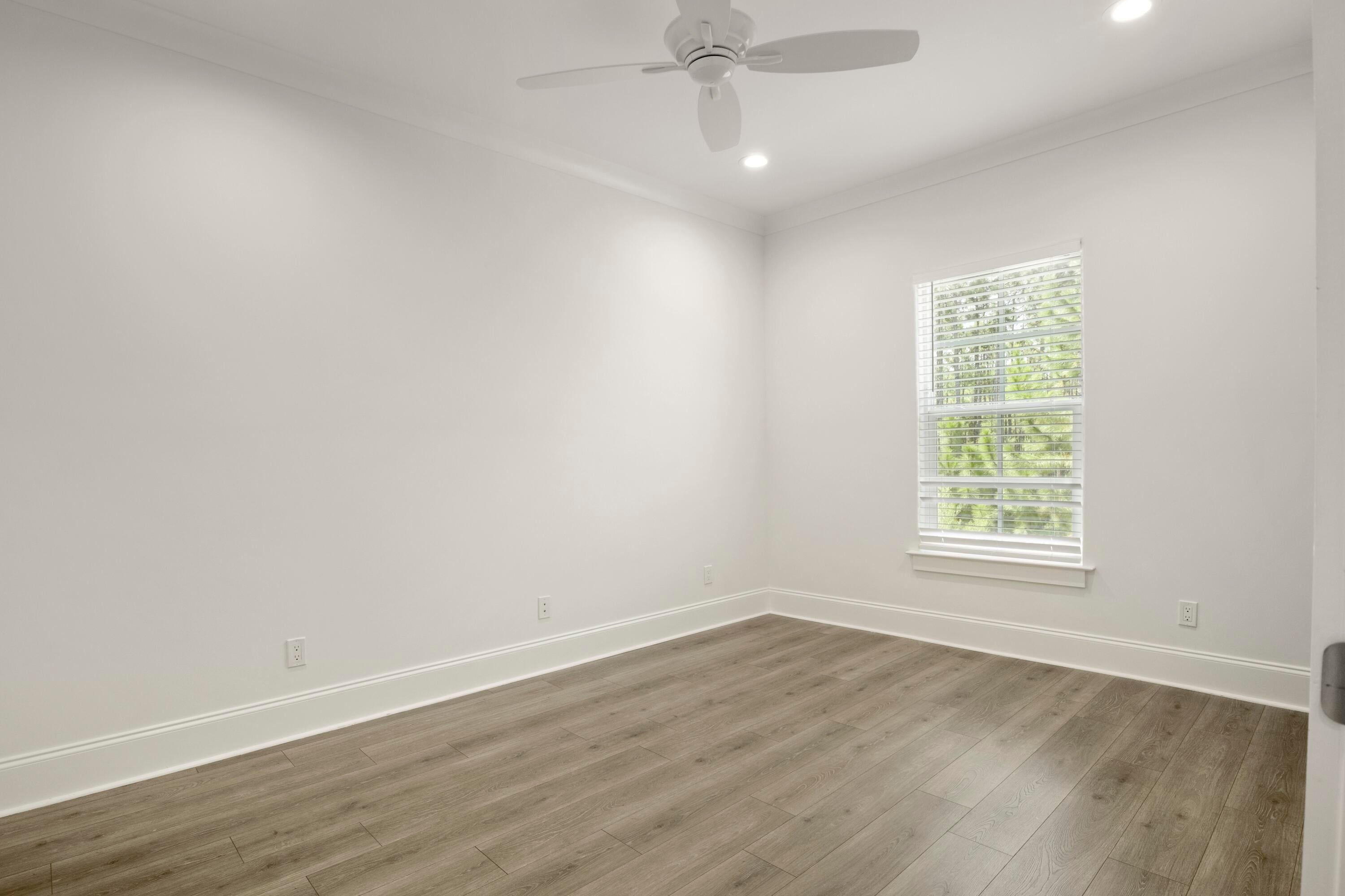 SUGAR SANDS ESTATES - Residential Lease