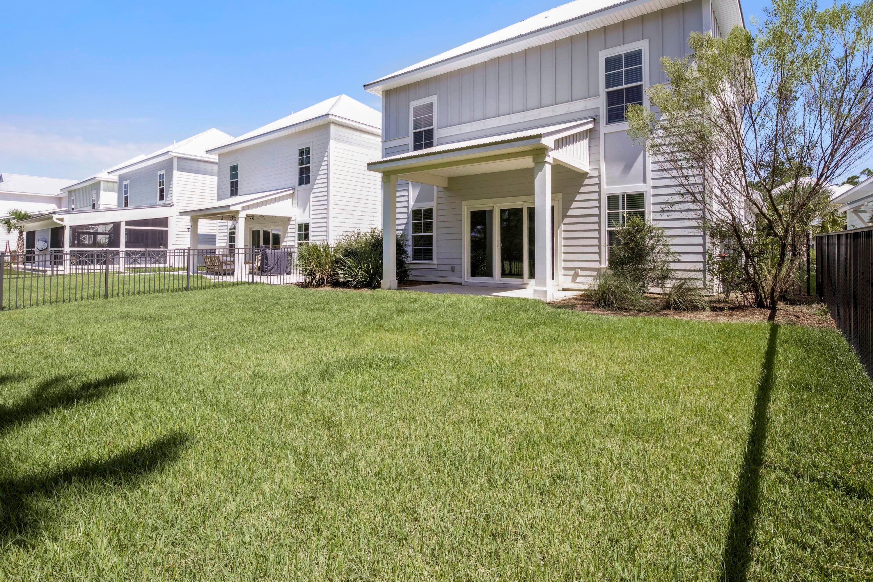 SUGAR SANDS ESTATES - Residential Lease