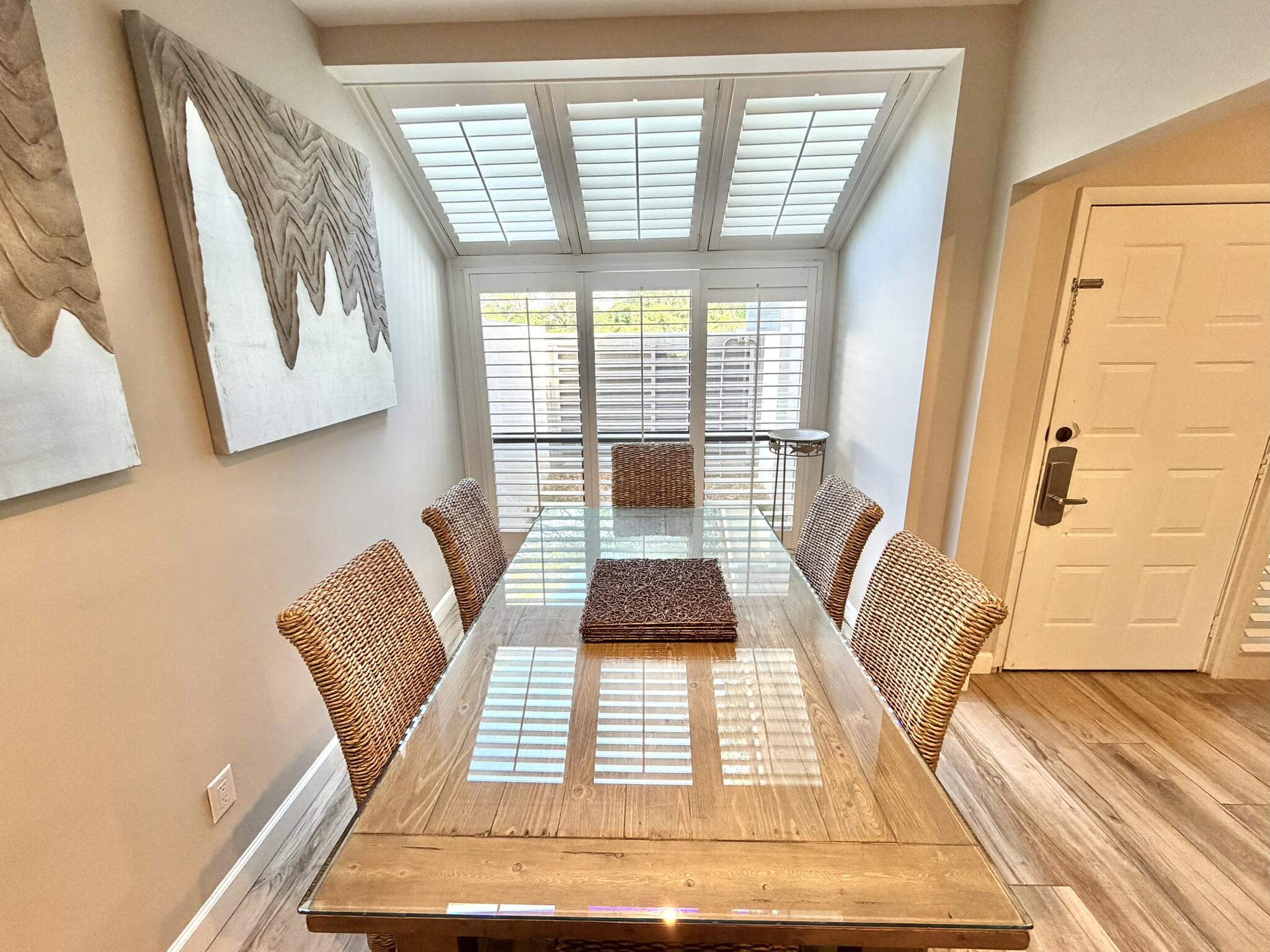 BEACHWALK T/H - Residential
