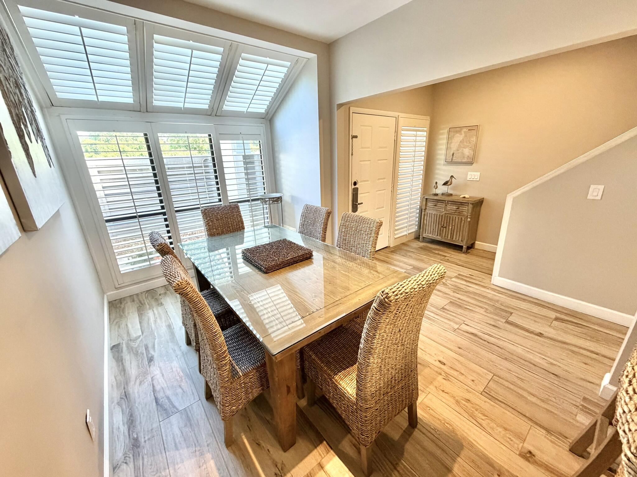 BEACHWALK T/H - Residential