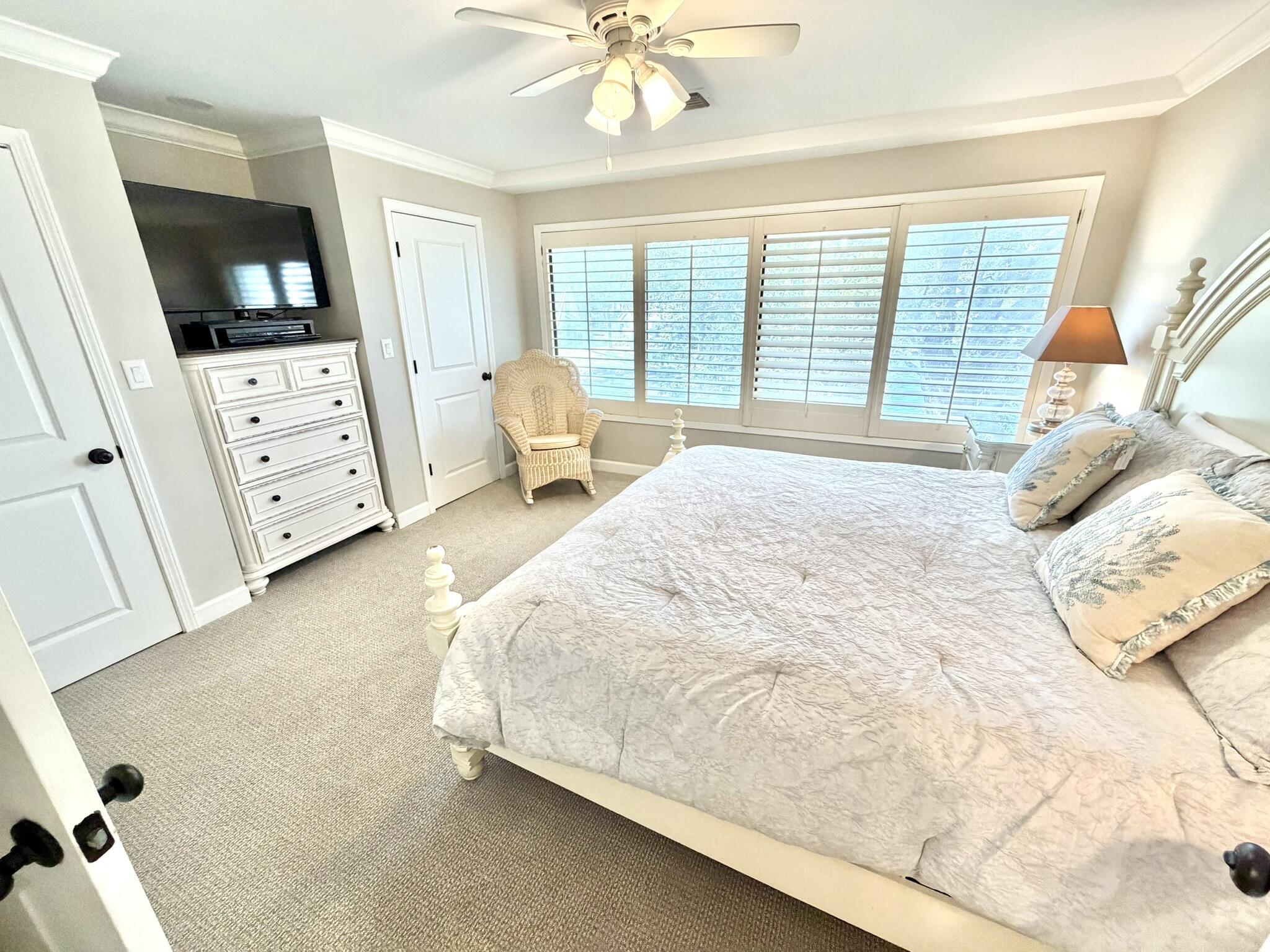 BEACHWALK T/H - Residential