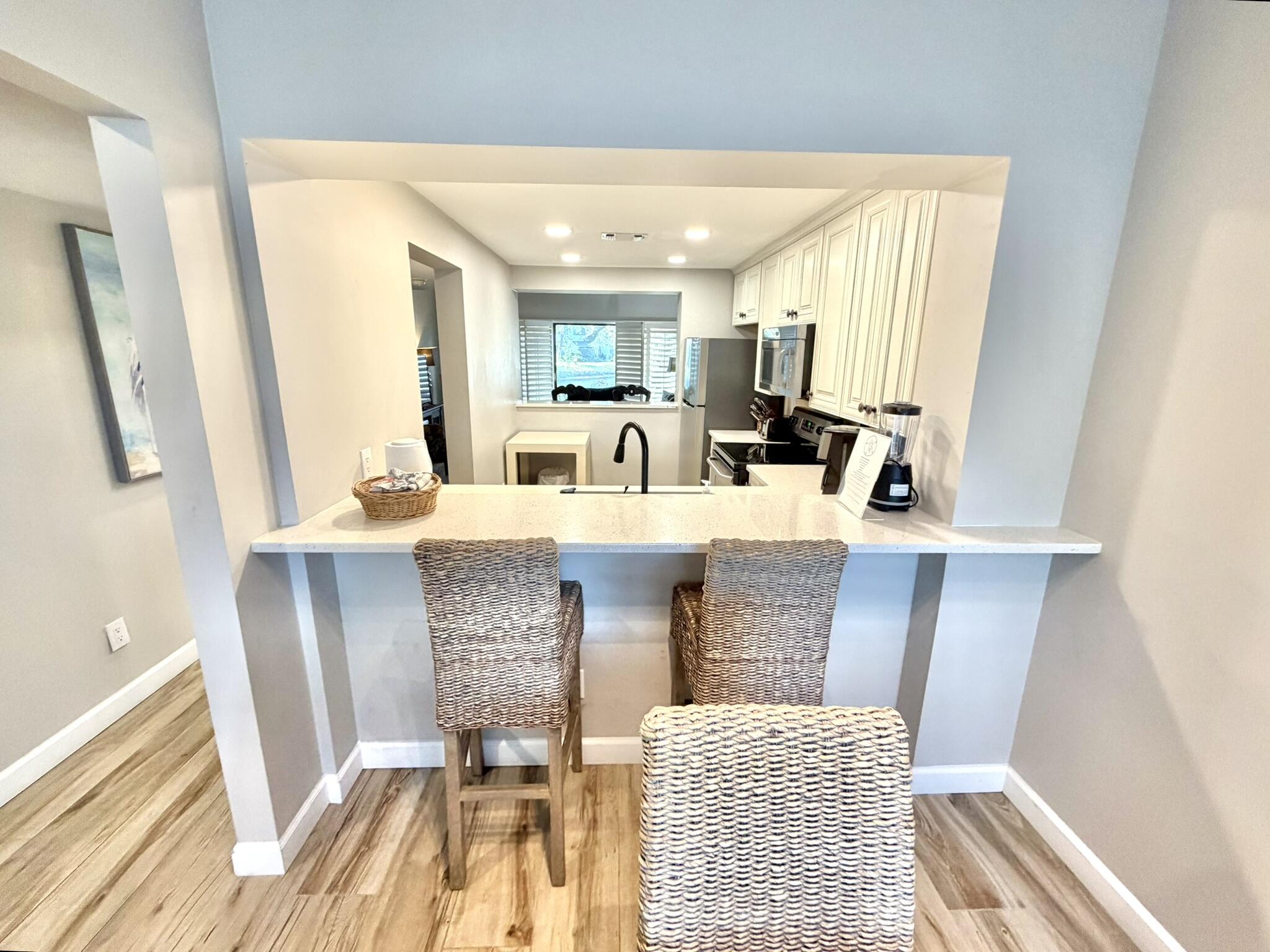 BEACHWALK T/H - Residential