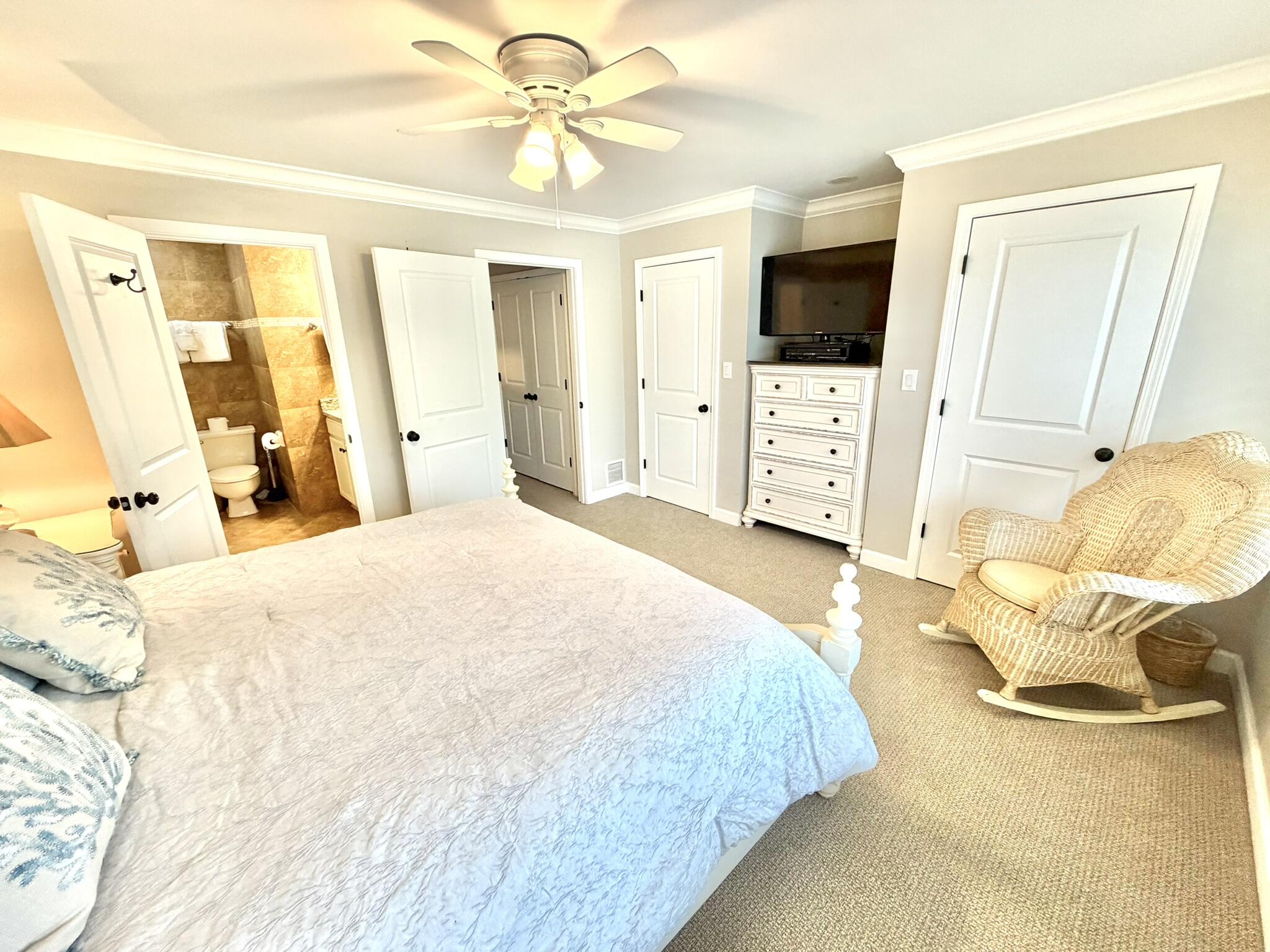 BEACHWALK T/H - Residential