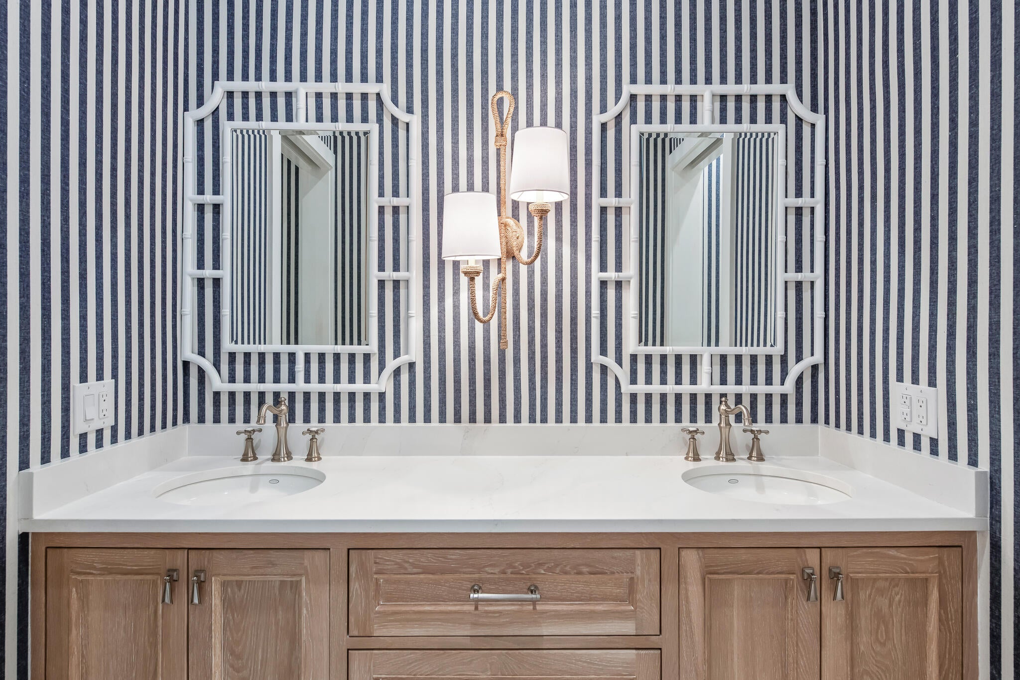 ALYS BEACH - Residential