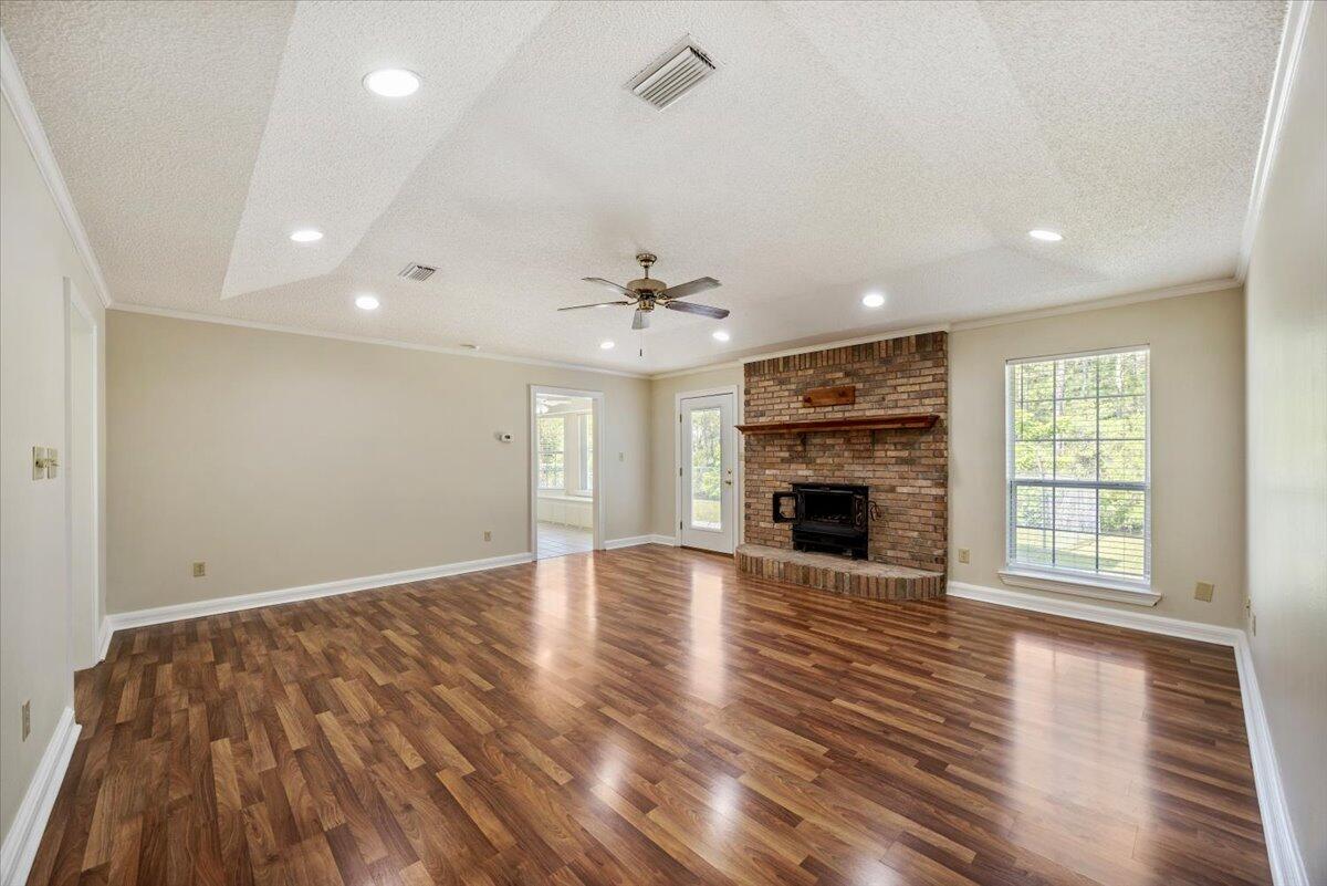 WATERVIEW ESTATES - Residential