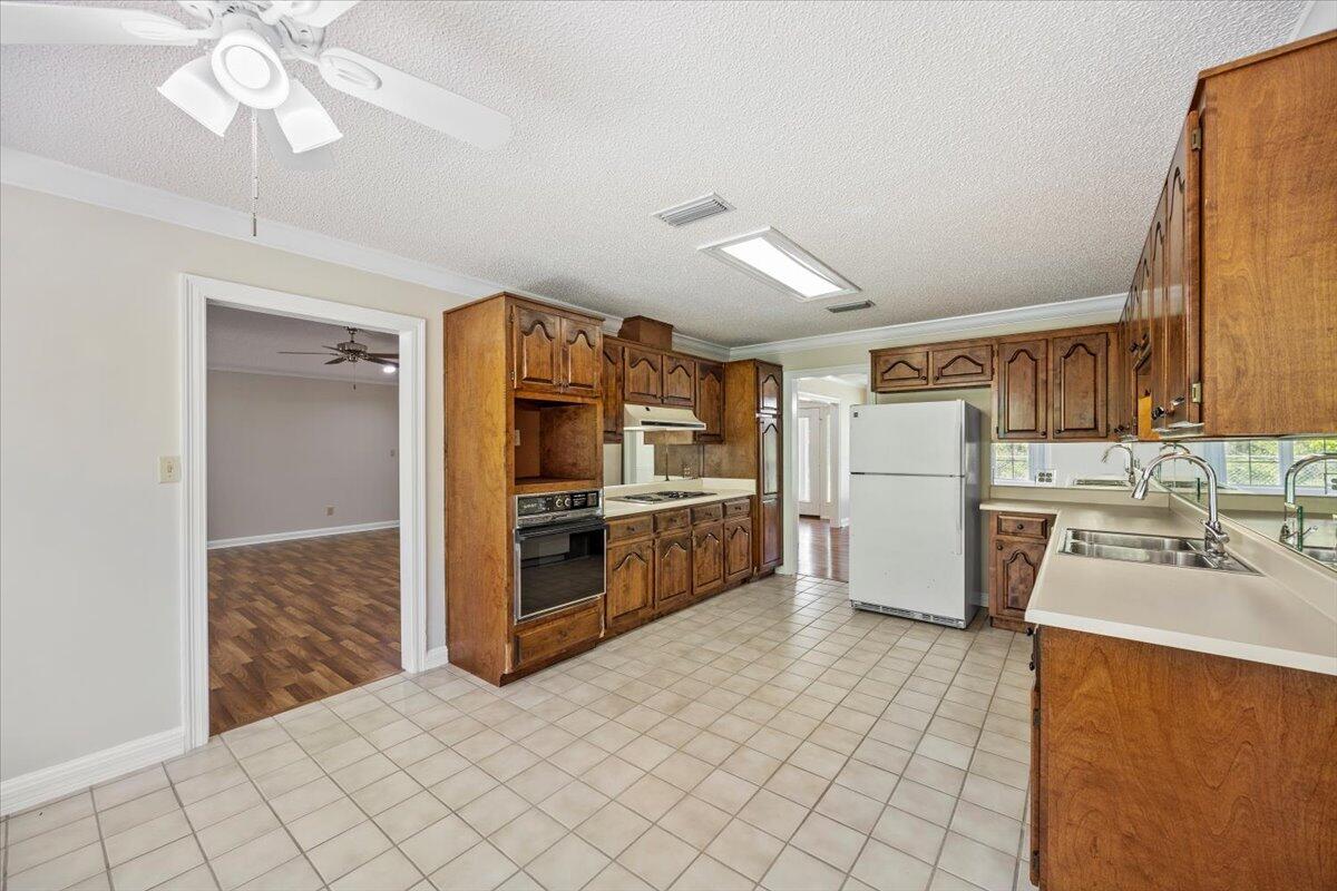 WATERVIEW ESTATES - Residential