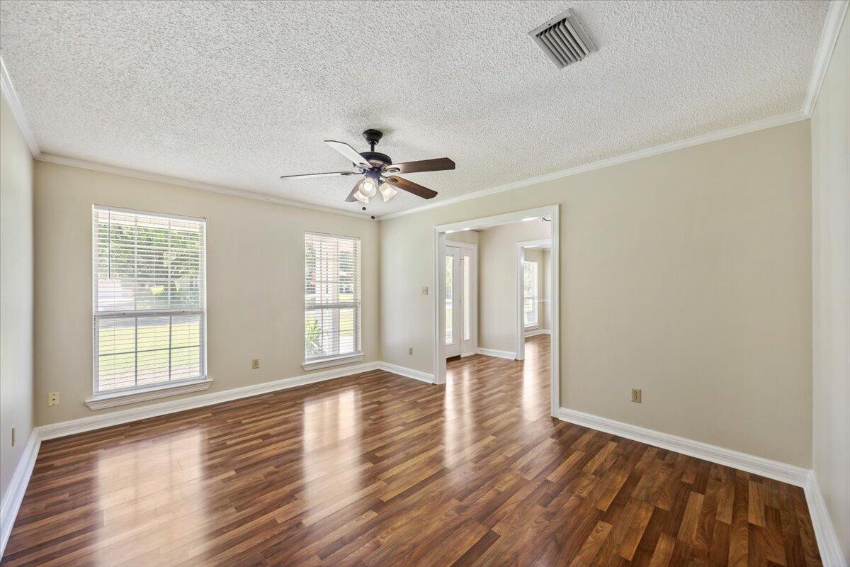 WATERVIEW ESTATES - Residential