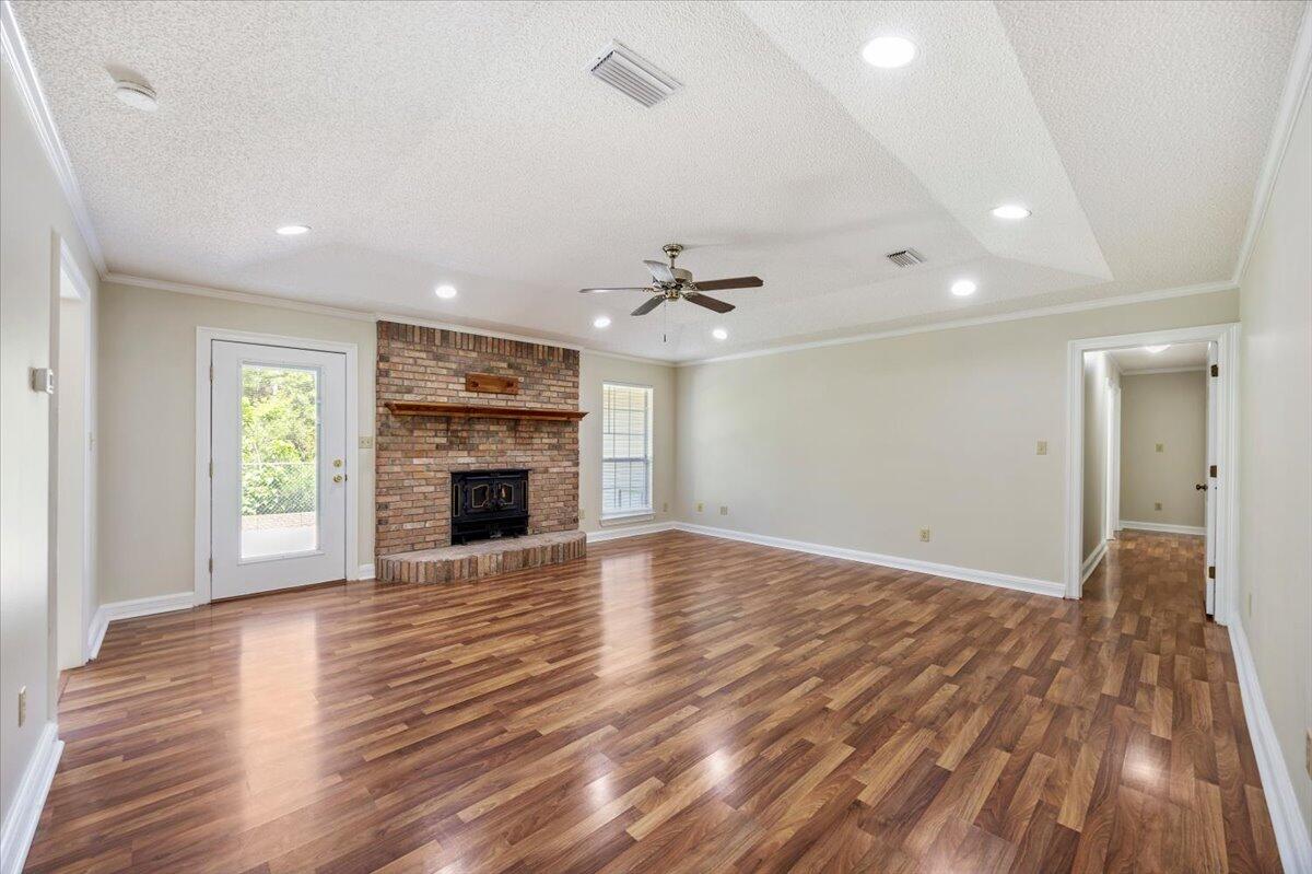 WATERVIEW ESTATES - Residential