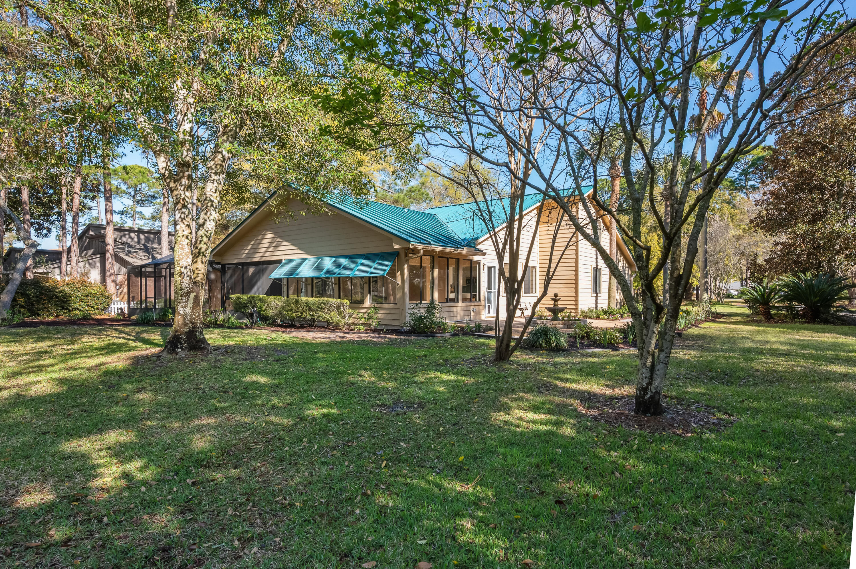 ST ANDREWS WEST BLUEWATER BAY 1 - Residential