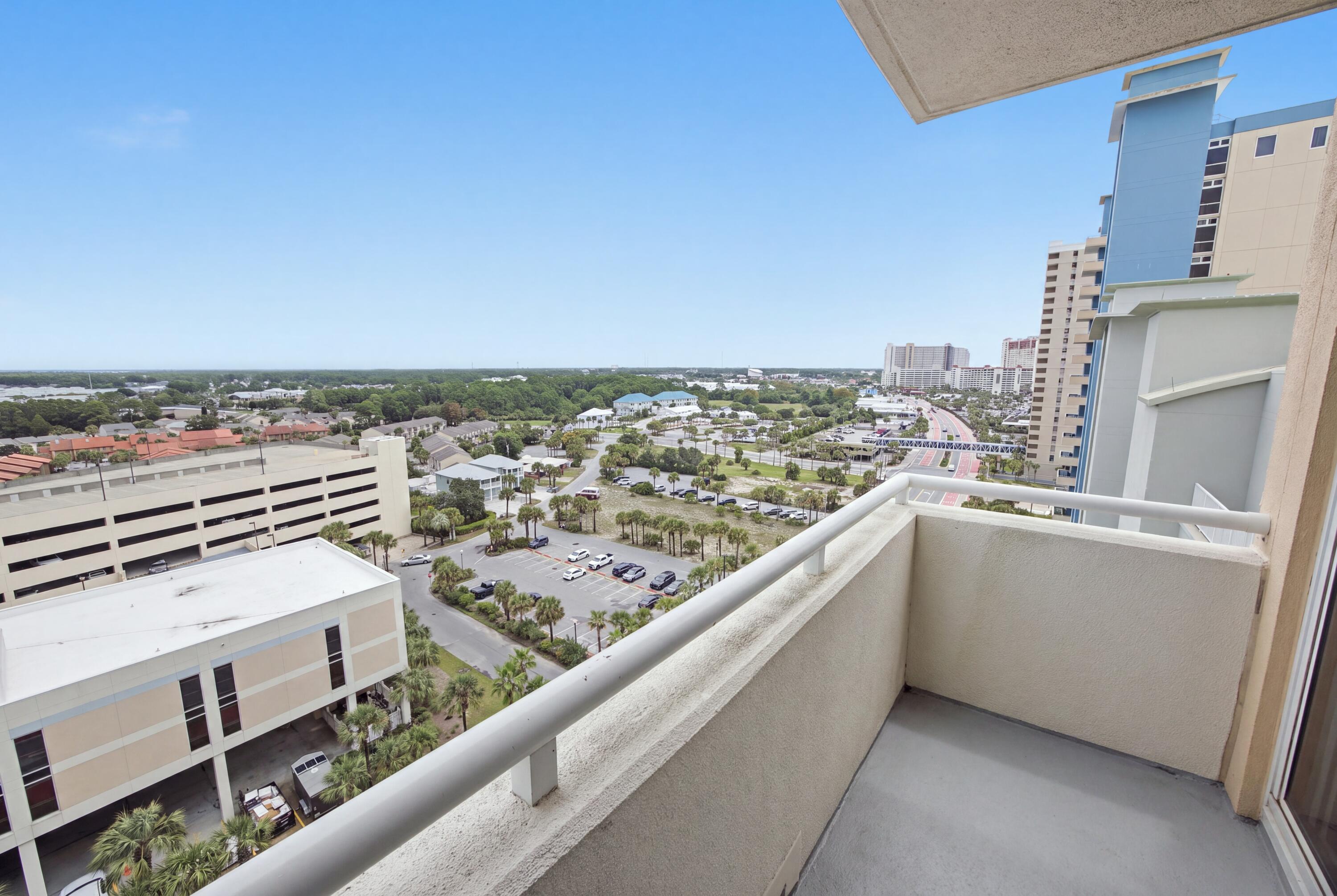 MAJESTIC BEACH TOWERS II - Residential