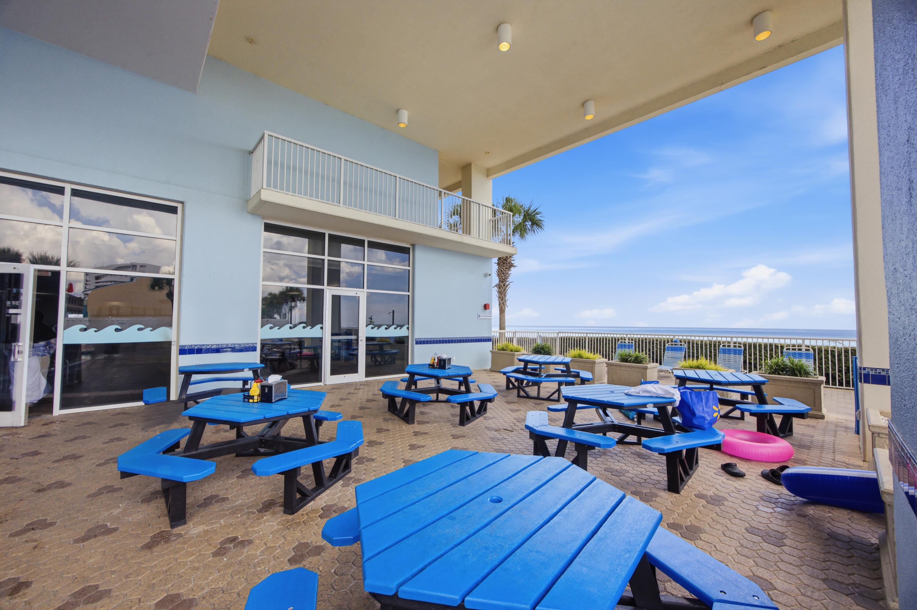 MAJESTIC BEACH TOWERS II - Residential