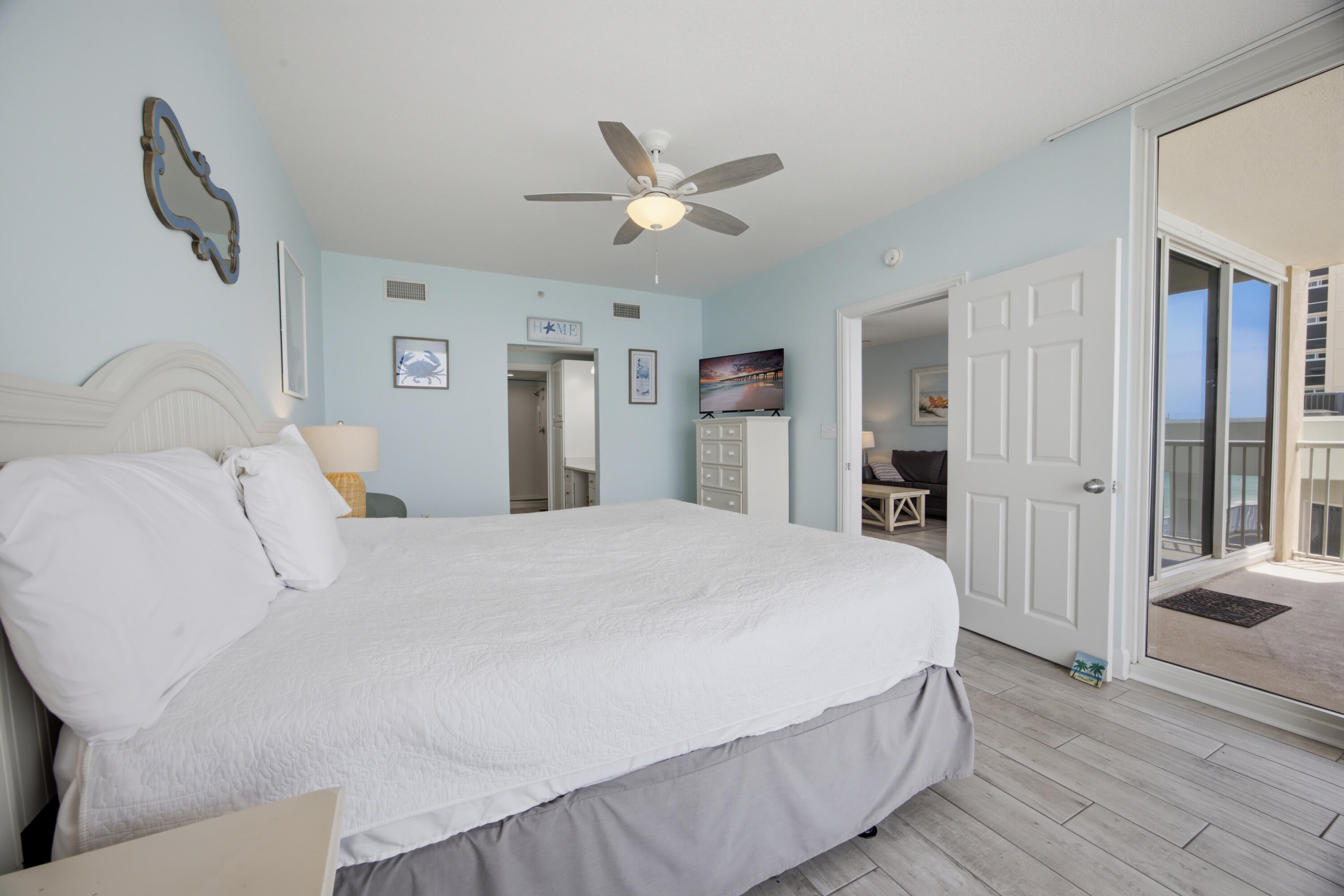 MAJESTIC BEACH TOWERS II - Residential