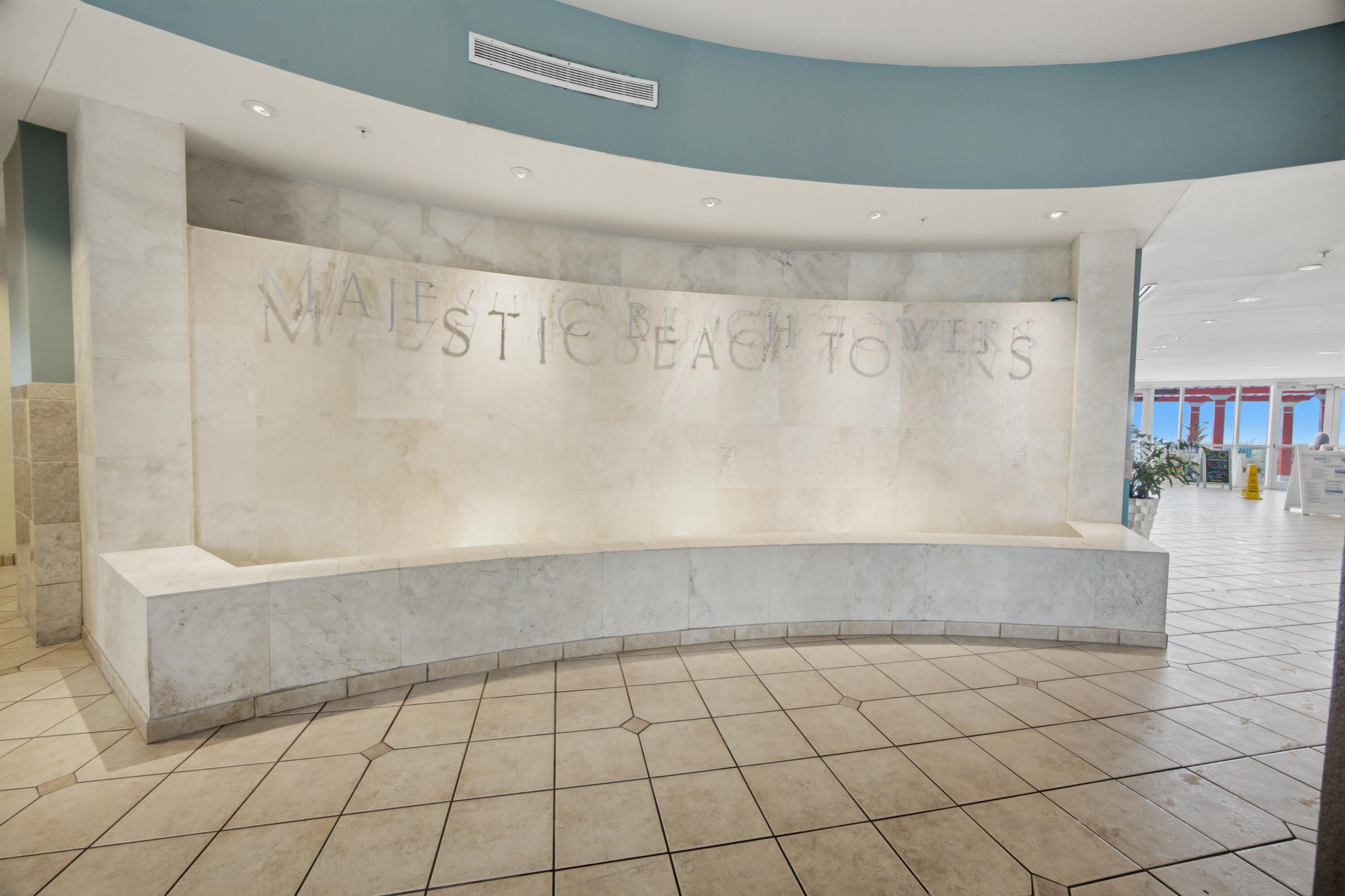 MAJESTIC BEACH TOWERS II - Residential