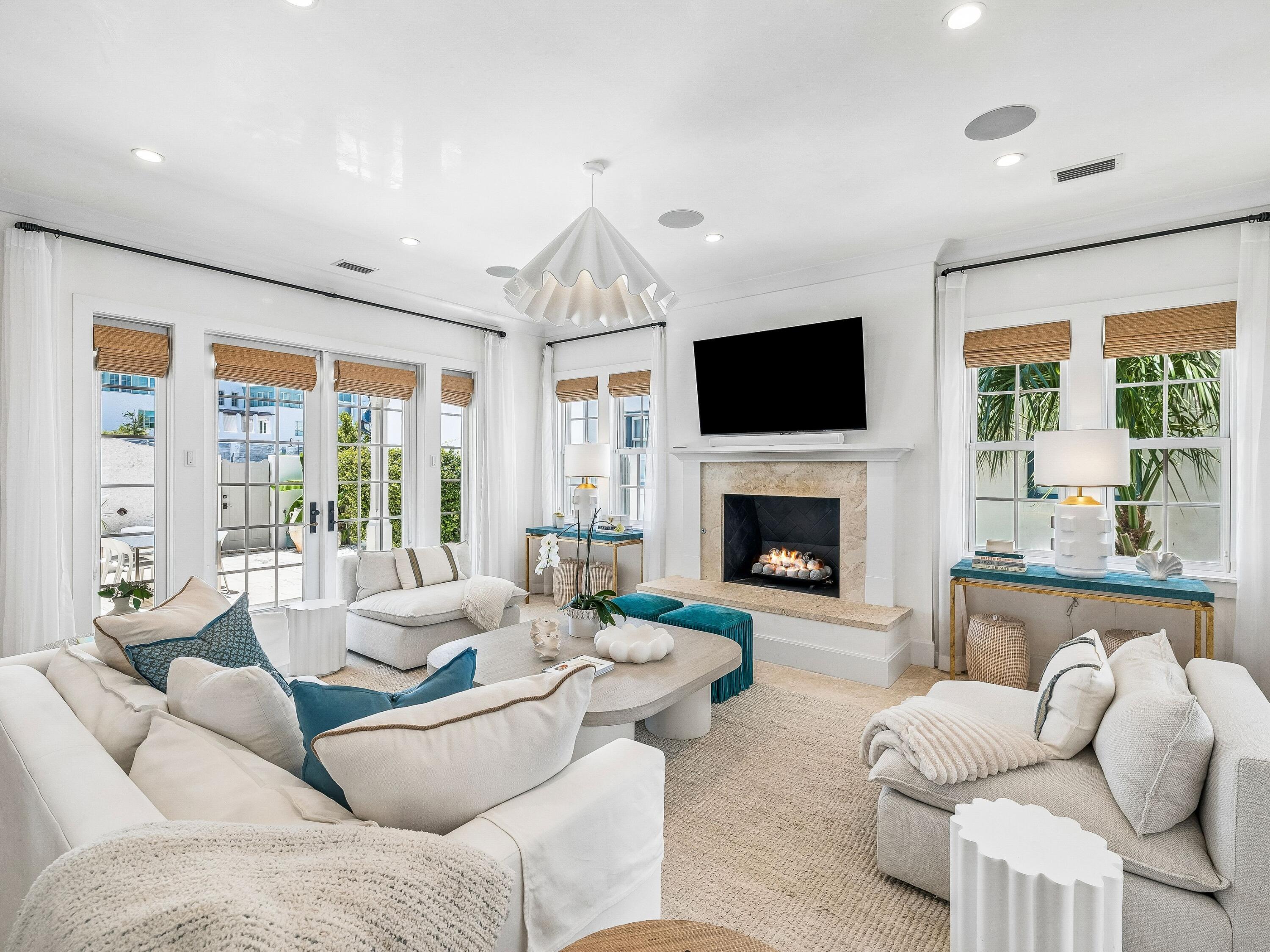 ALYS BEACH - Residential