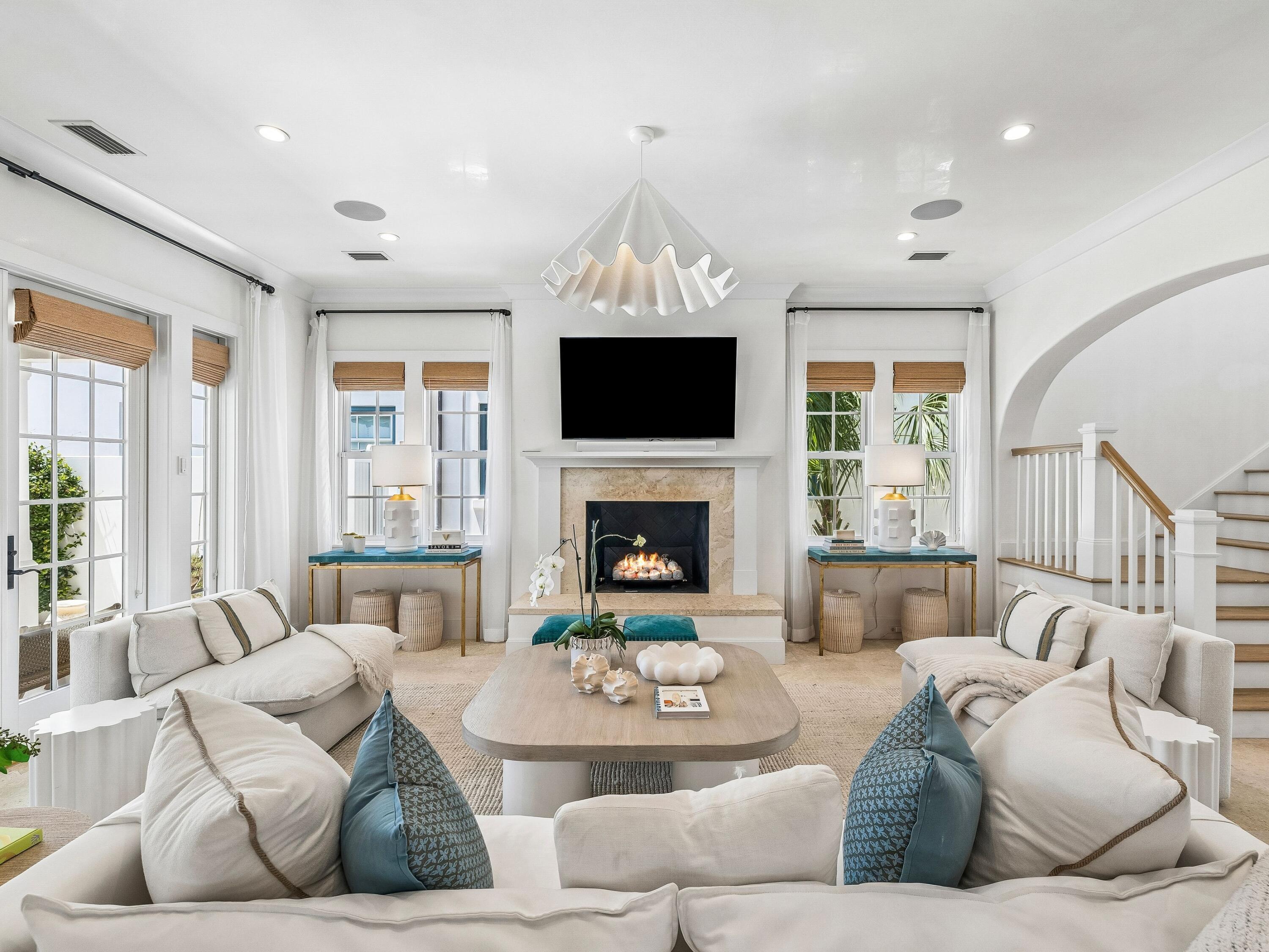 ALYS BEACH - Residential