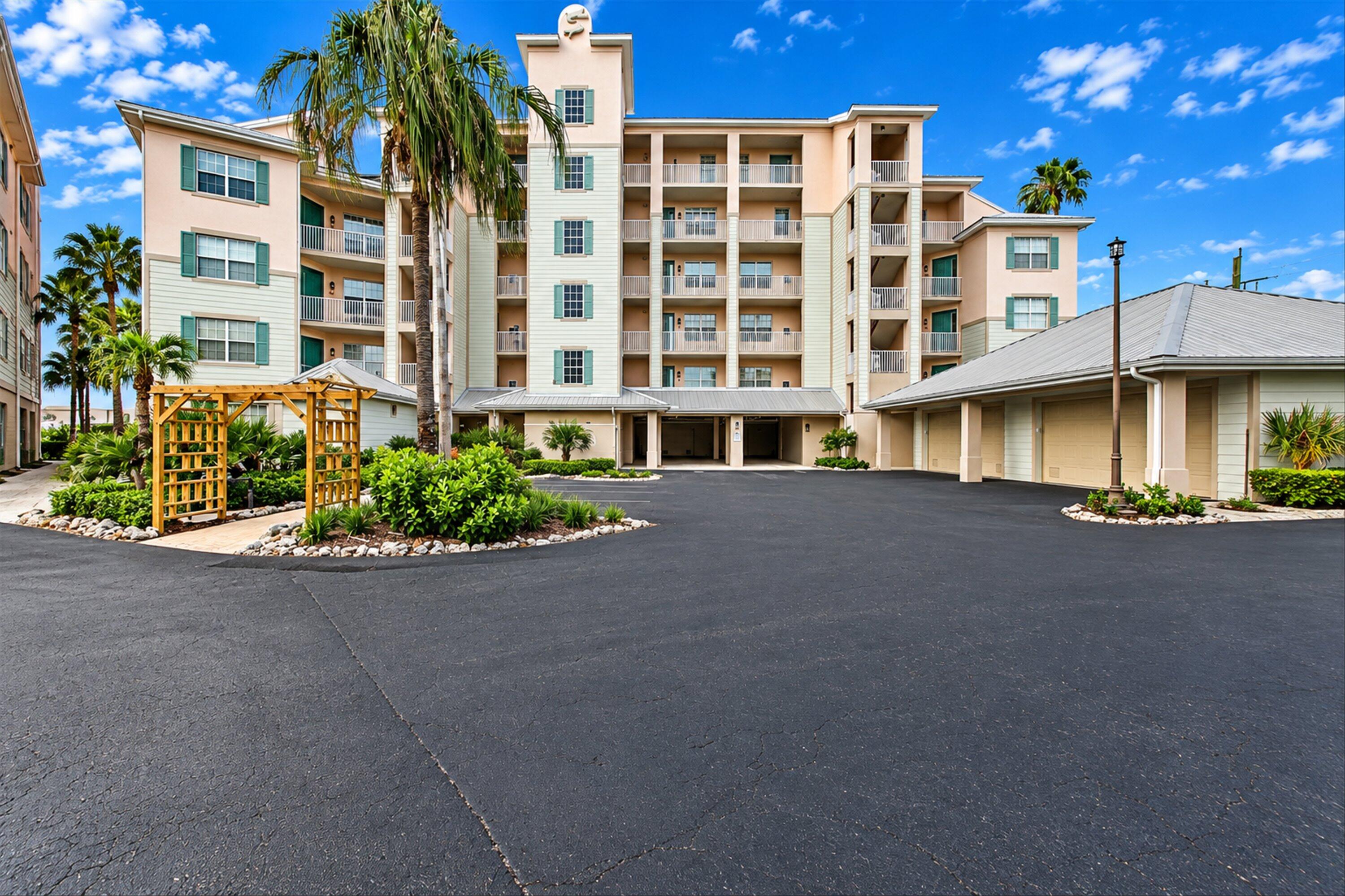 Boca Vista - Residential