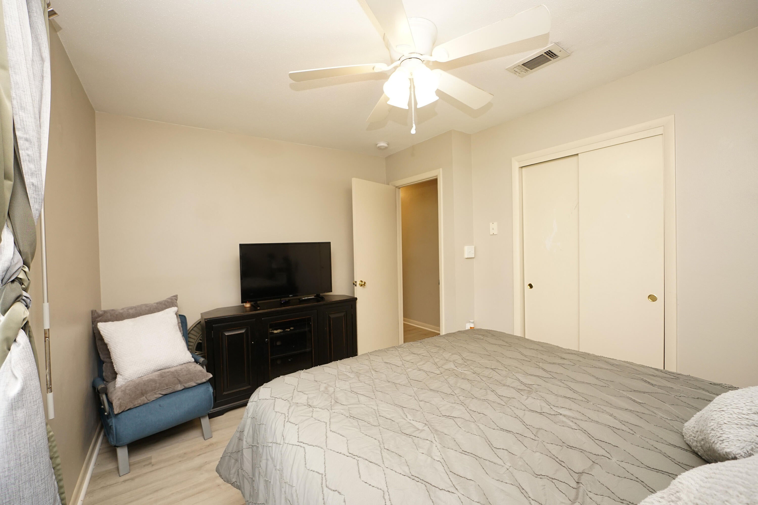 MARY ESTHER HEIGHTS - Residential