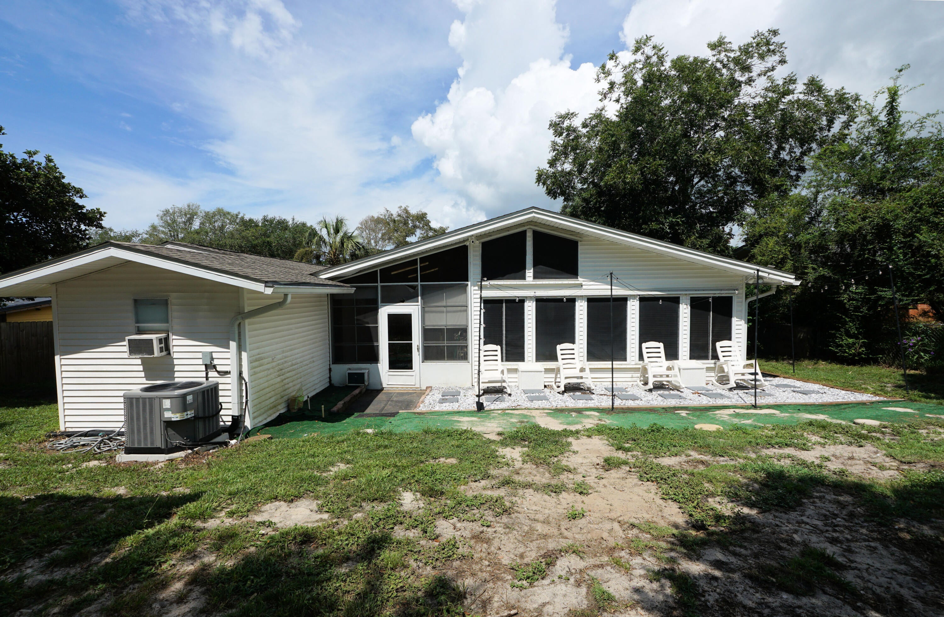 MARY ESTHER HEIGHTS - Residential