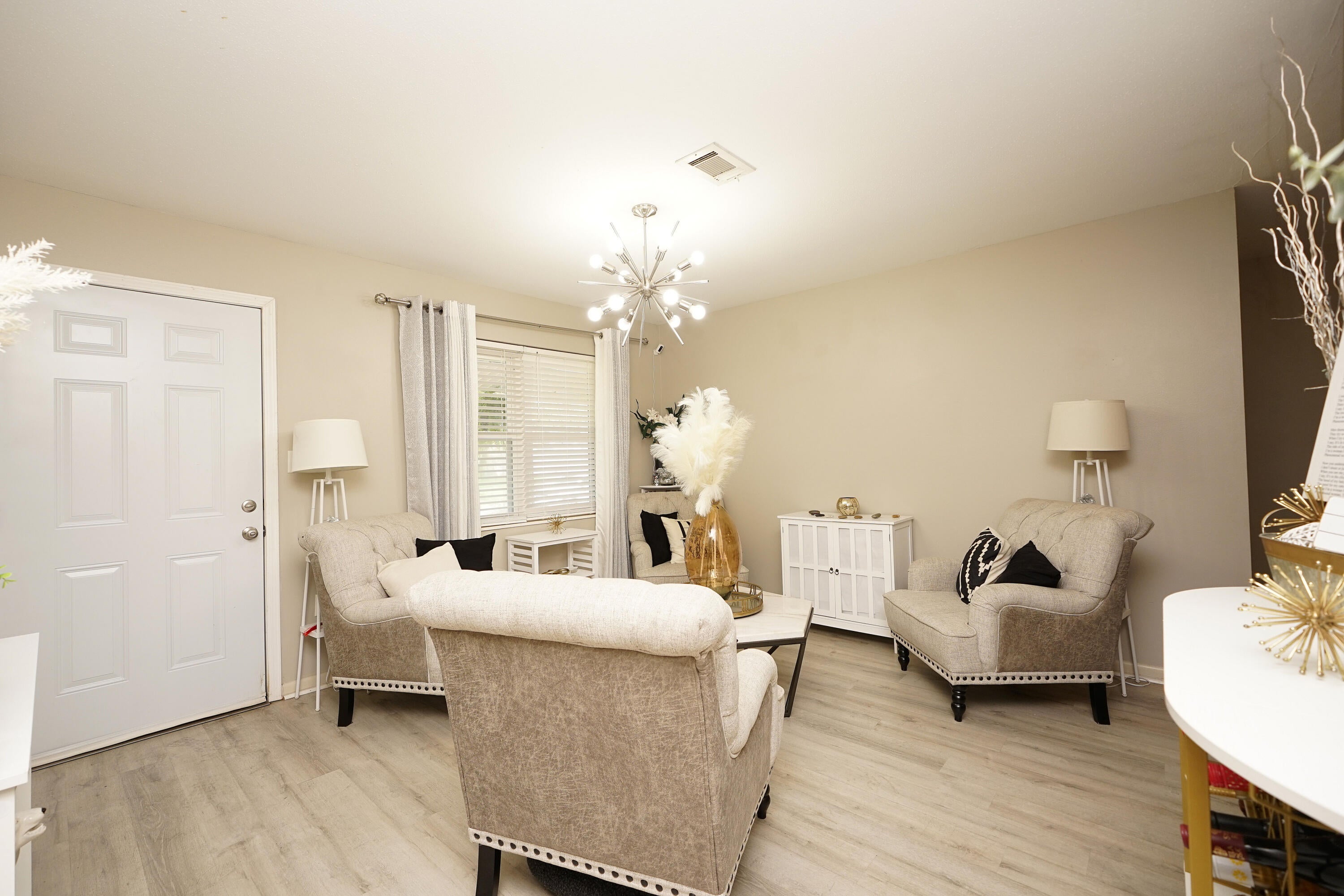 MARY ESTHER HEIGHTS - Residential