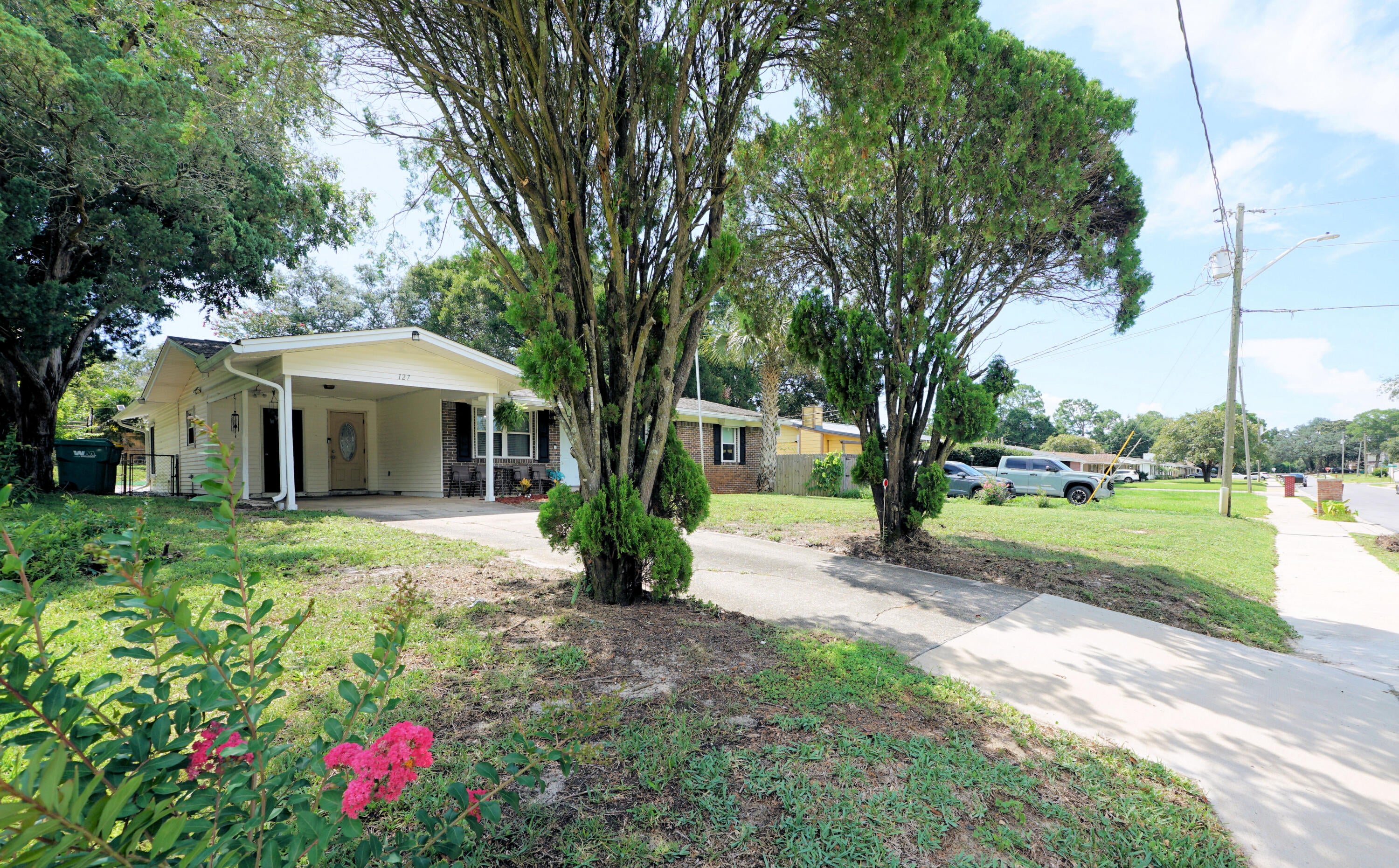 MARY ESTHER HEIGHTS - Residential