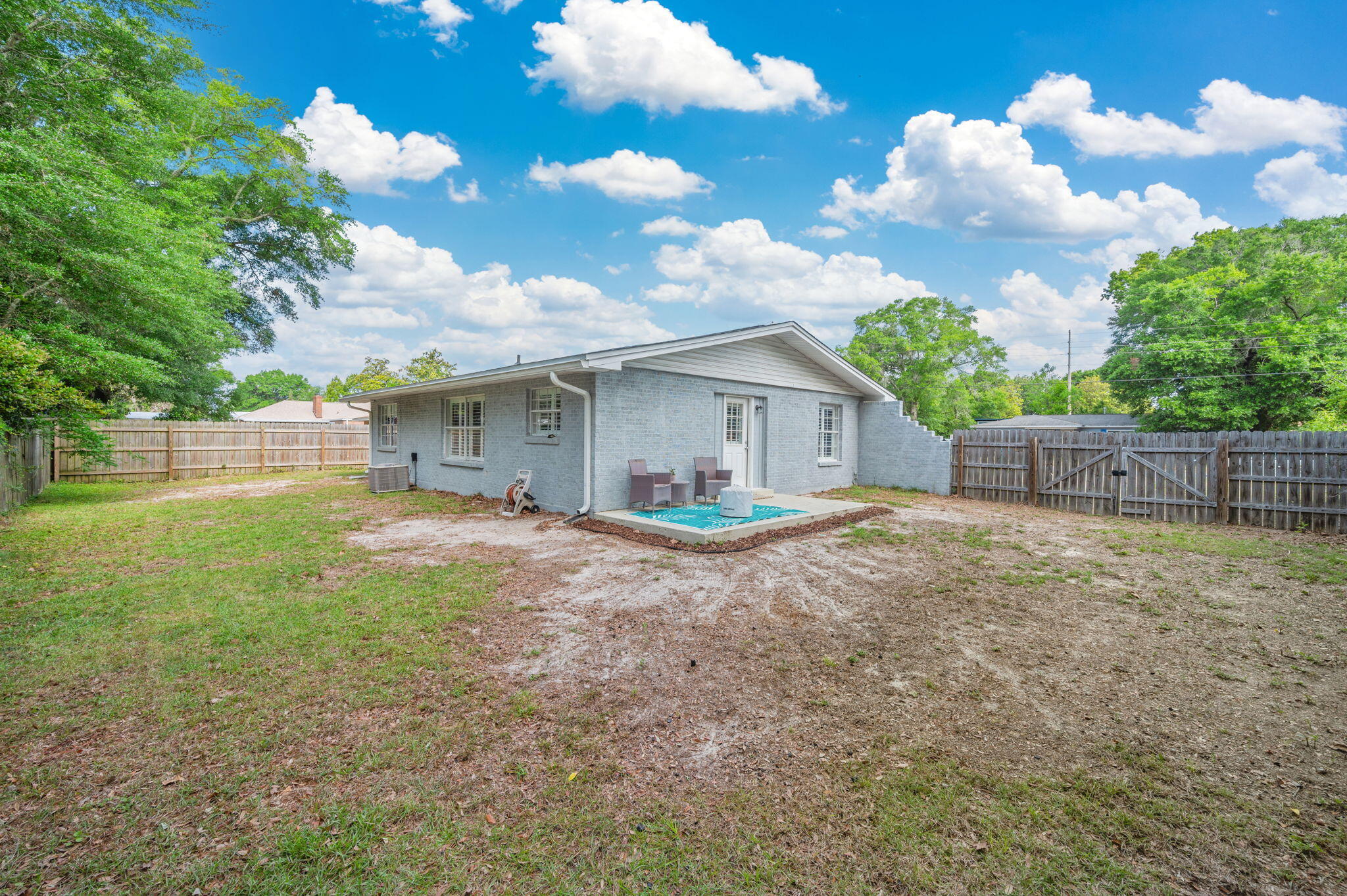 MIDPINES - Residential
