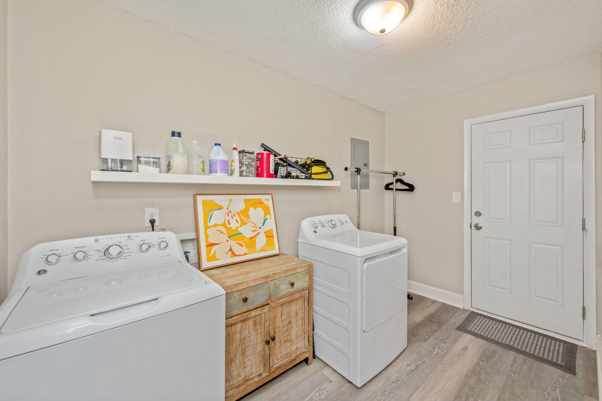 MIDPINES - Residential