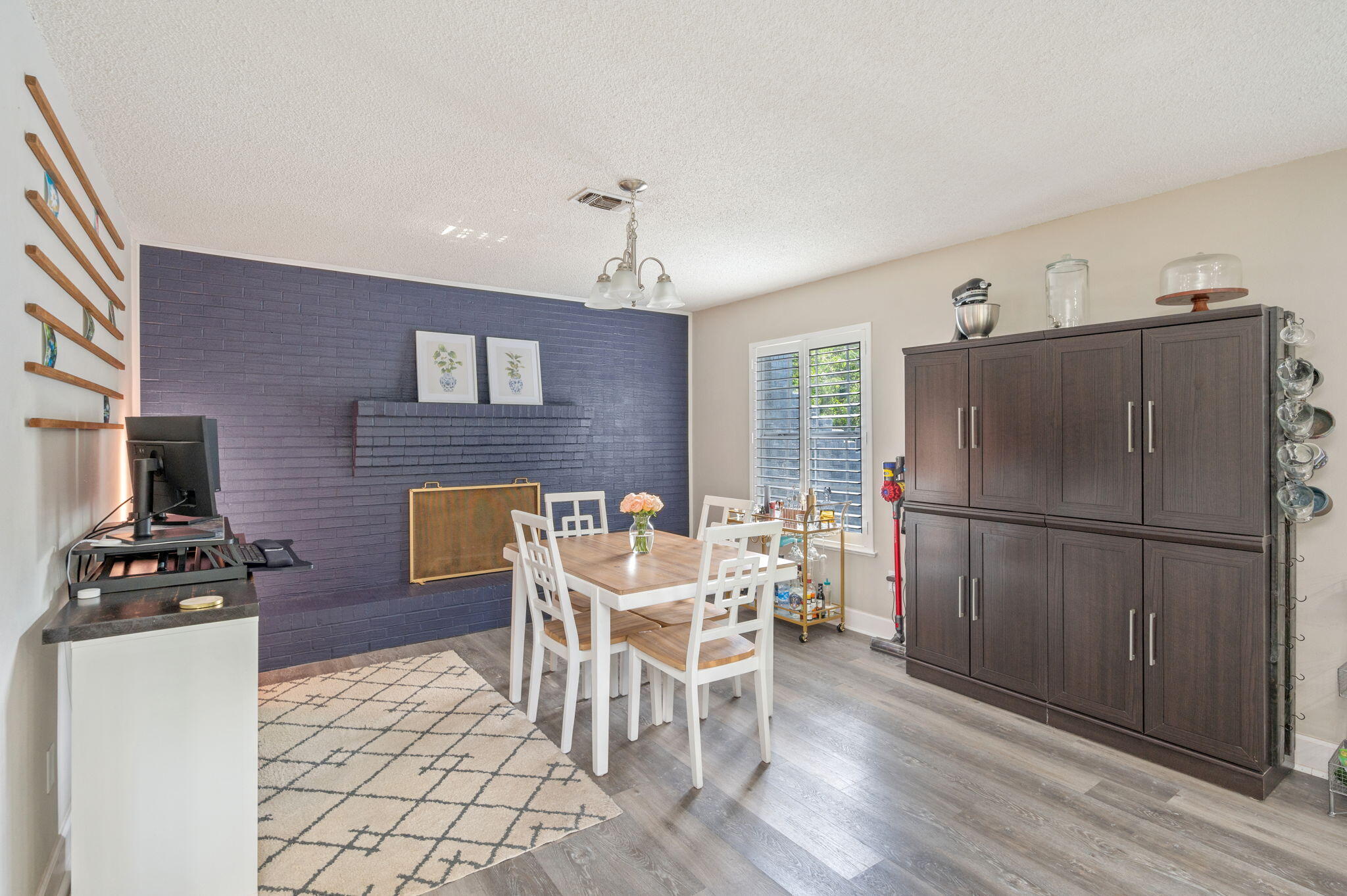 MIDPINES - Residential