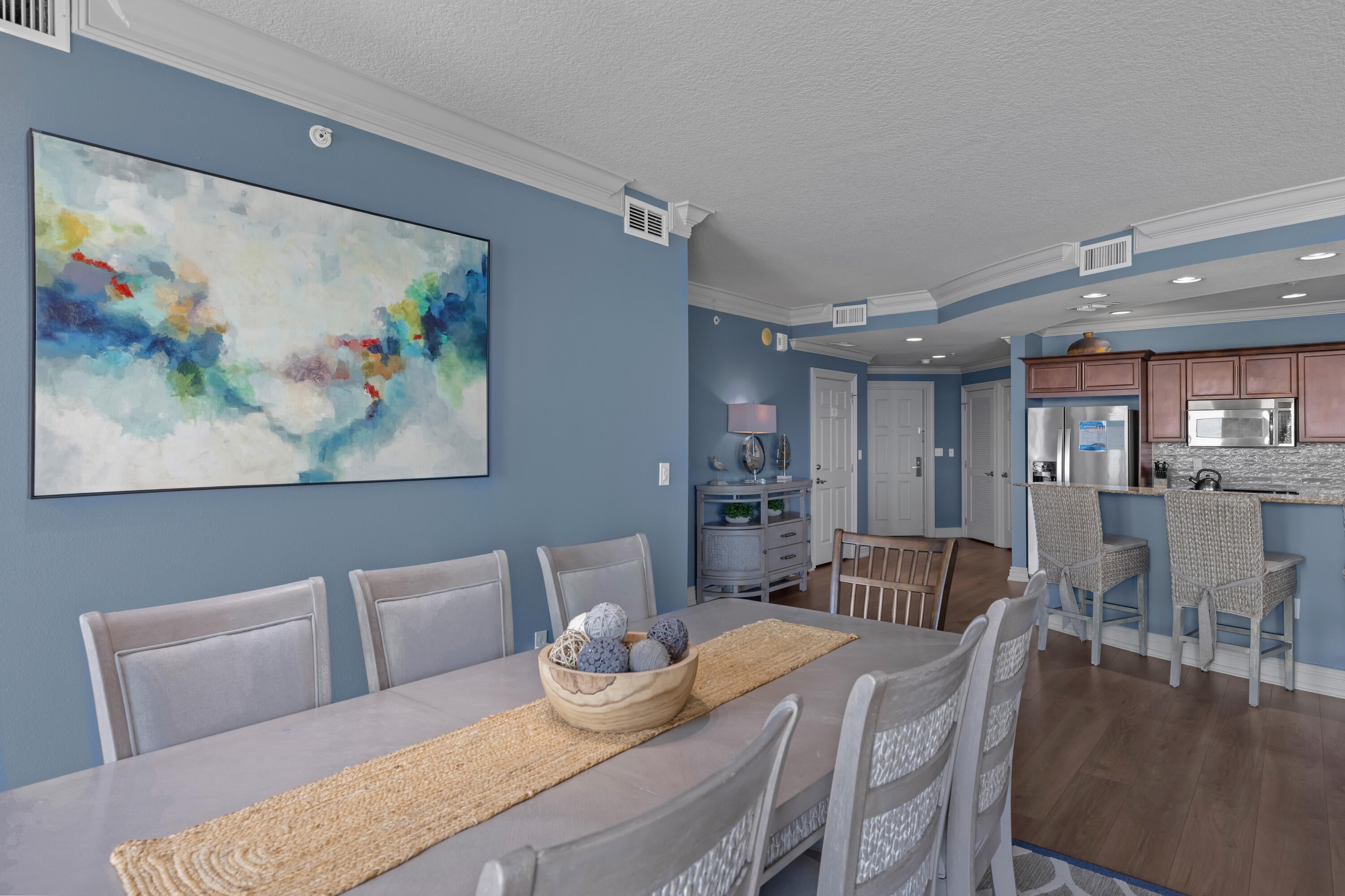 EMERALD GRANDE - Residential