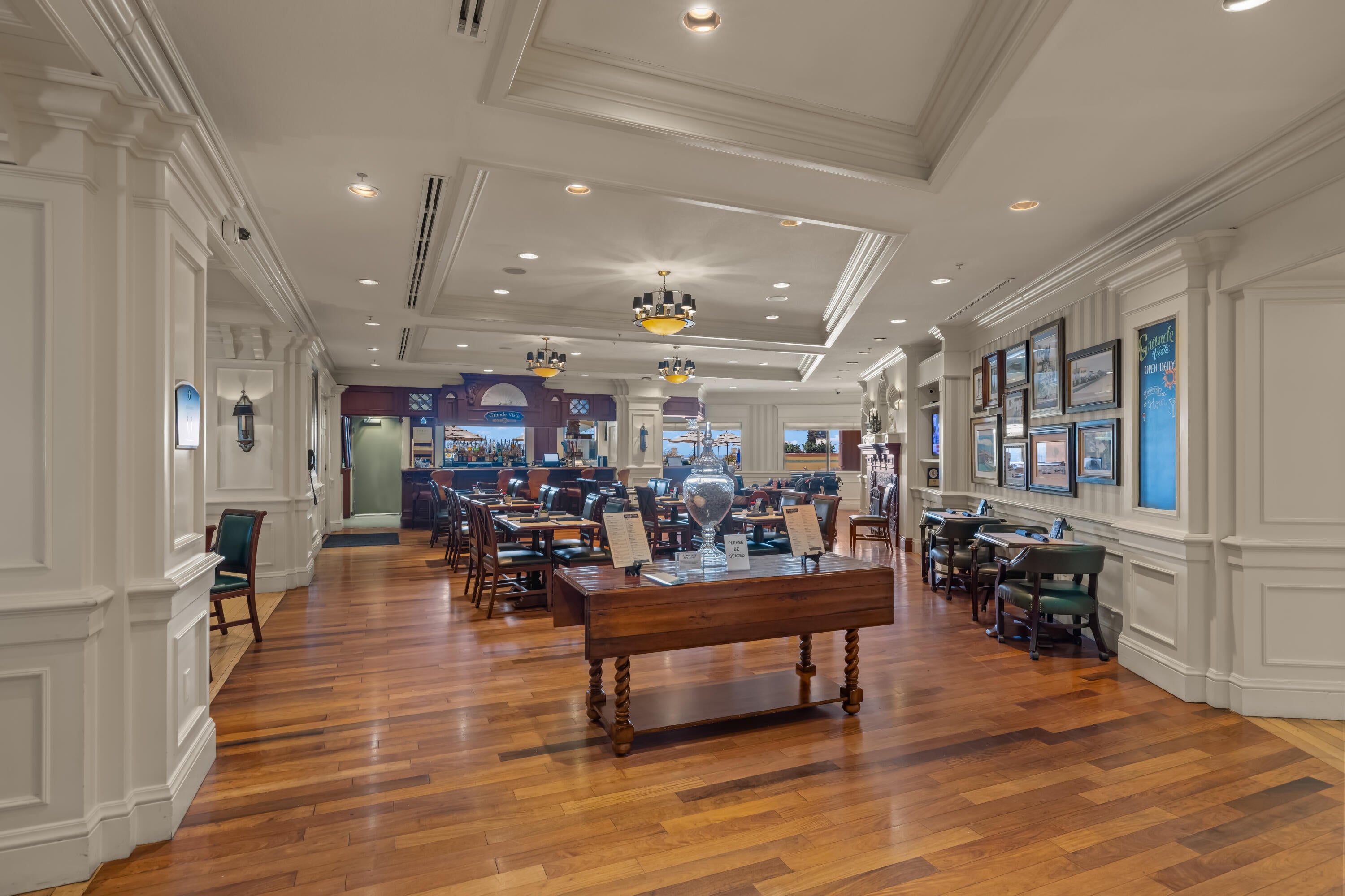 EMERALD GRANDE - Residential