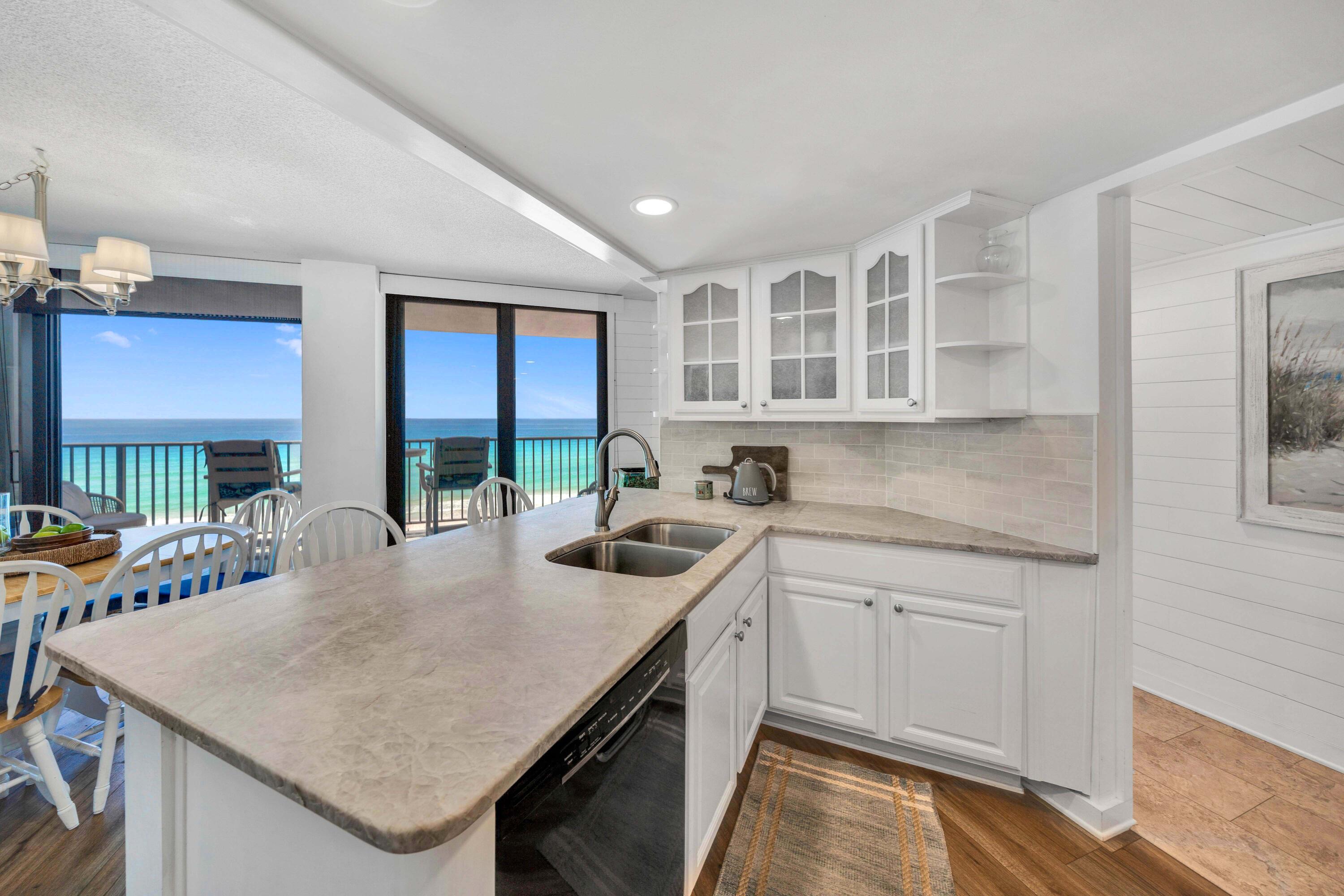 AQUAVISTA CONDO - Residential