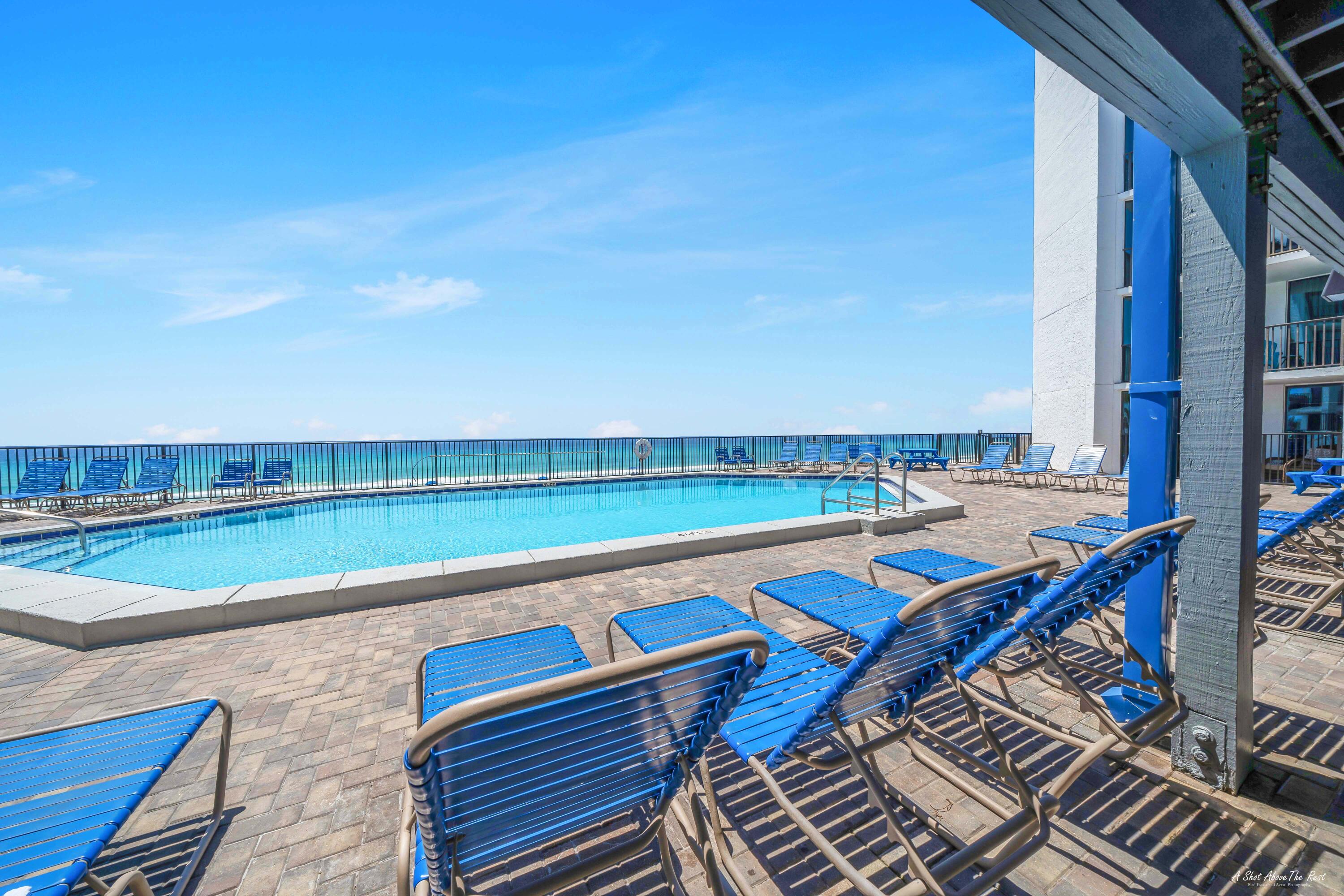 AQUAVISTA CONDO - Residential