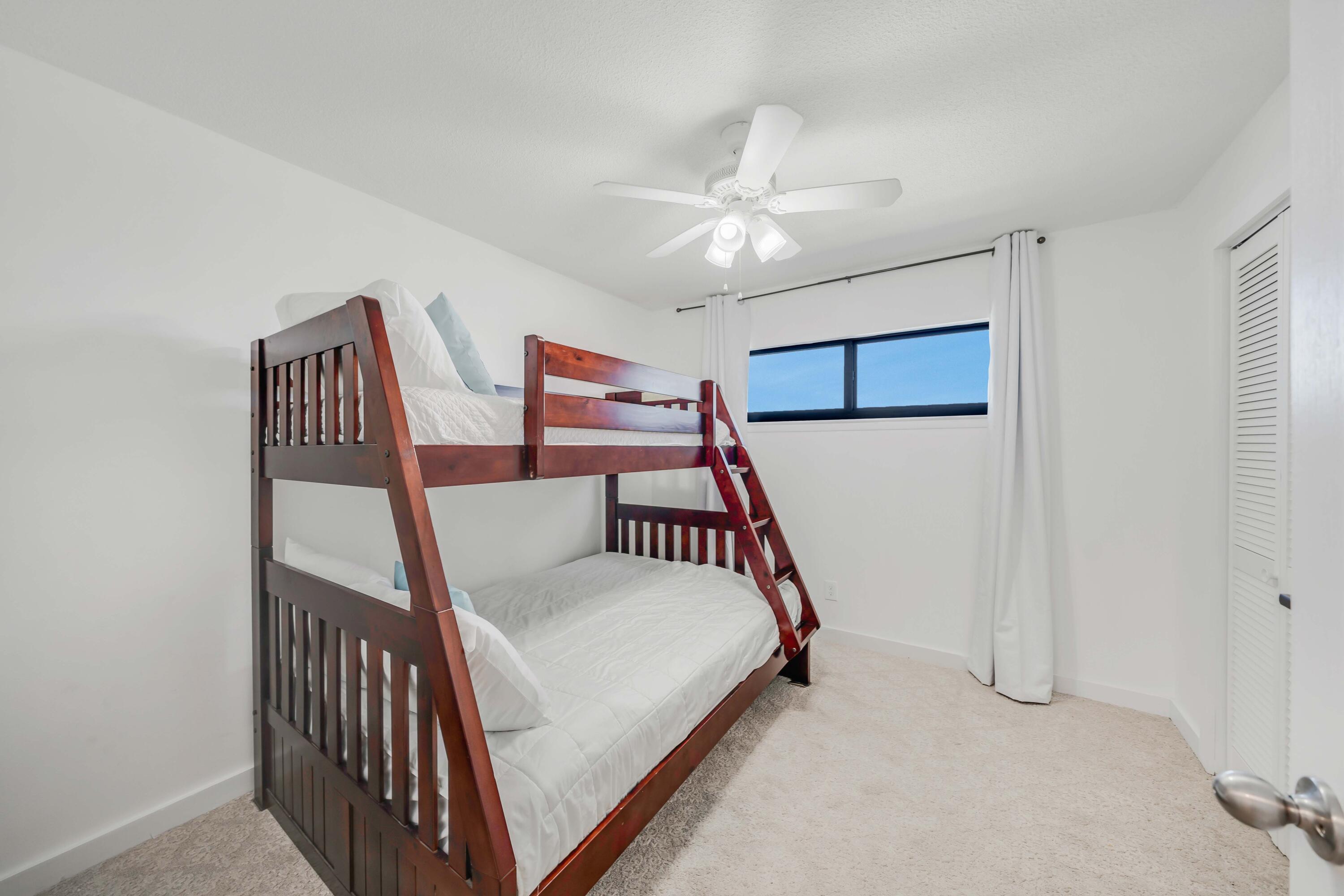 AQUAVISTA CONDO - Residential
