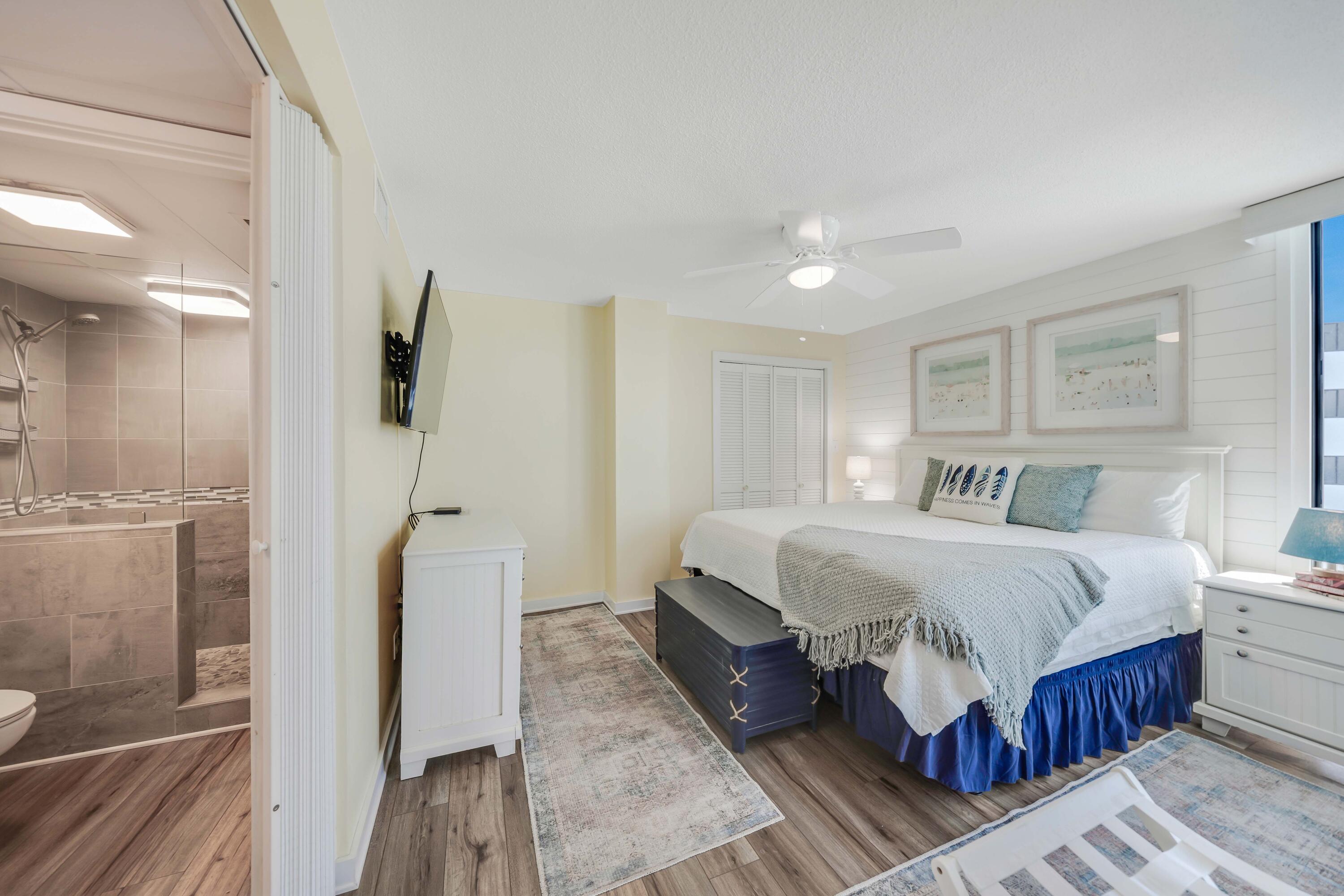 AQUAVISTA CONDO - Residential