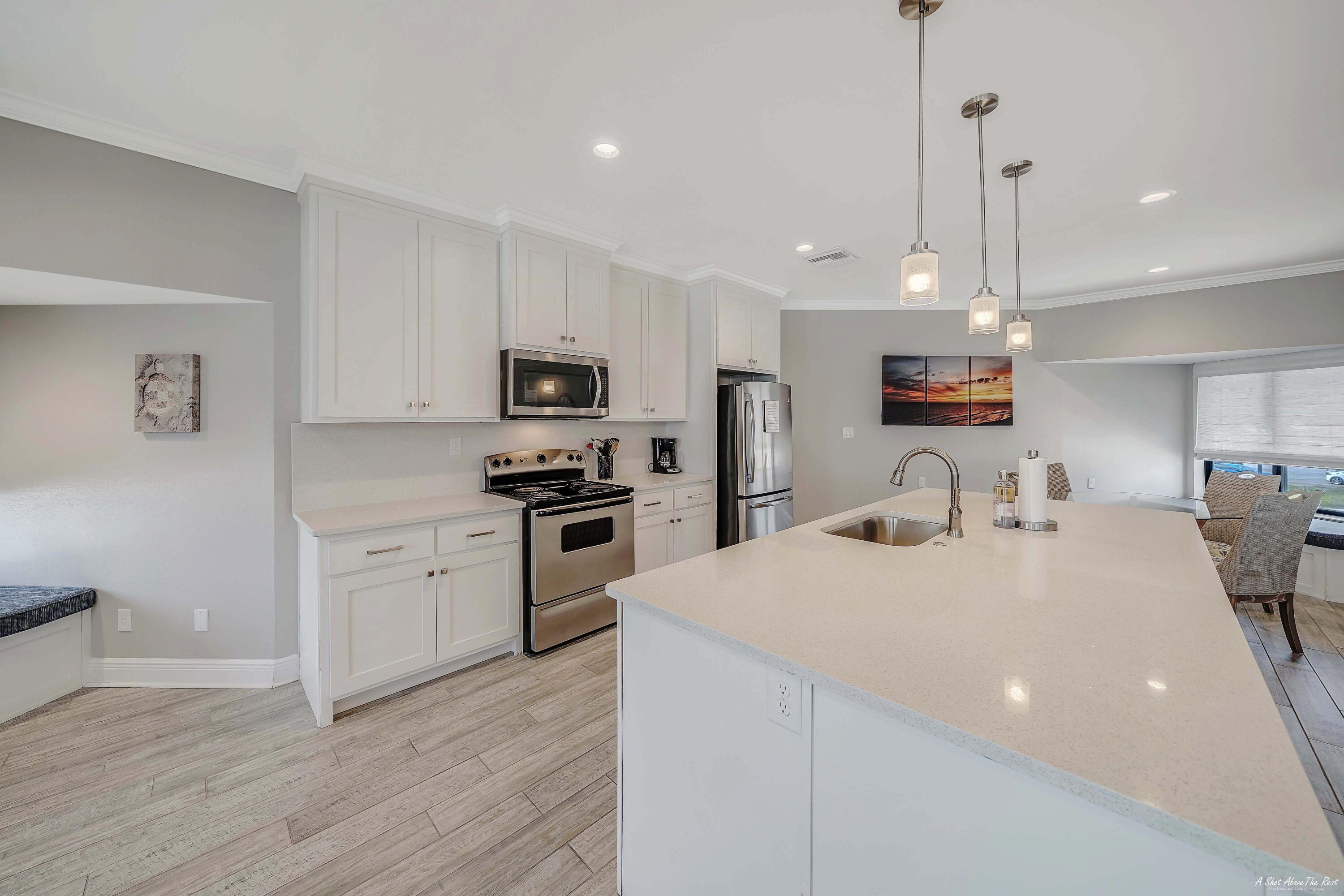 AQUAVISTA CONDO - Residential