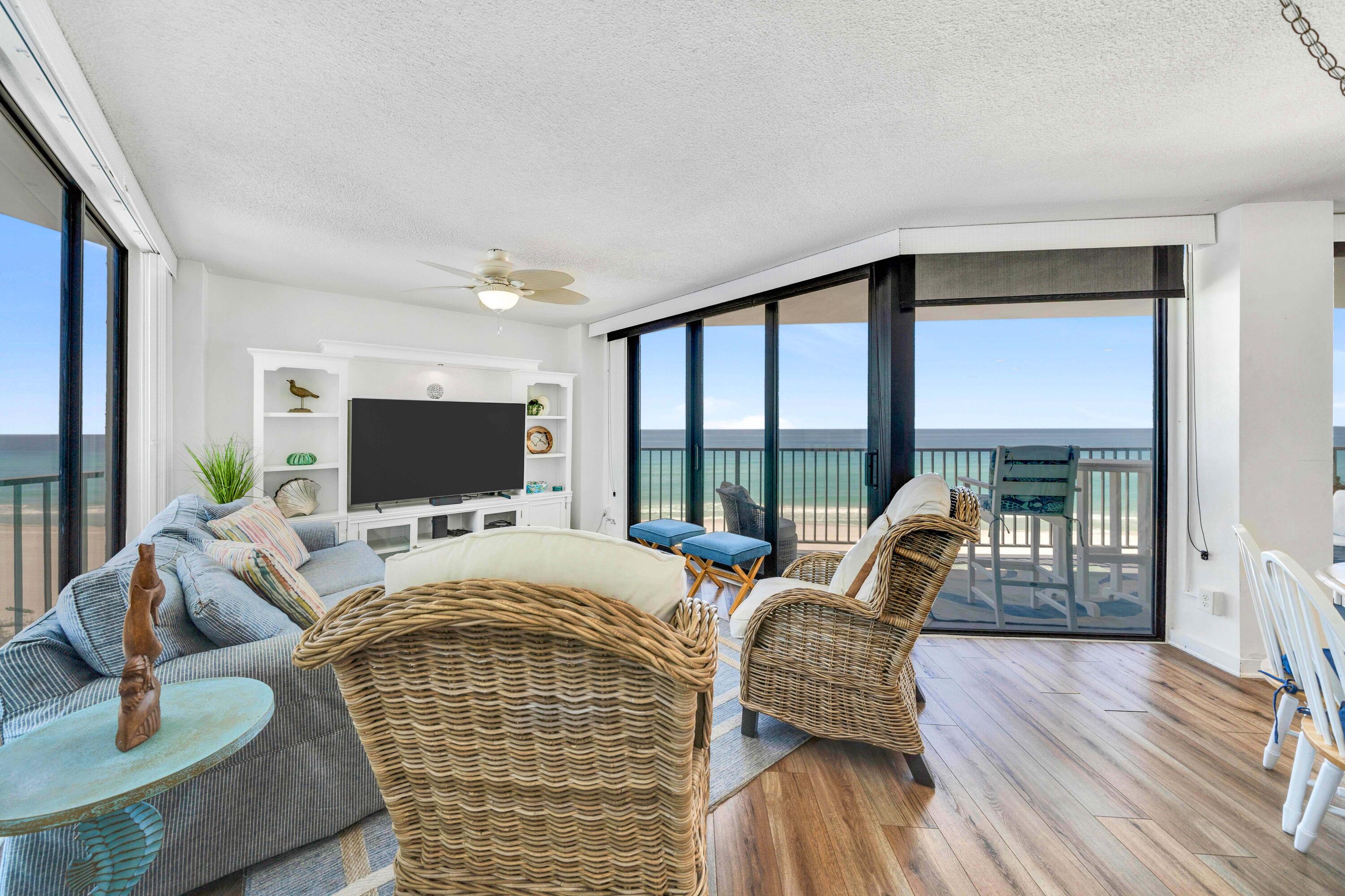 AQUAVISTA CONDO - Residential