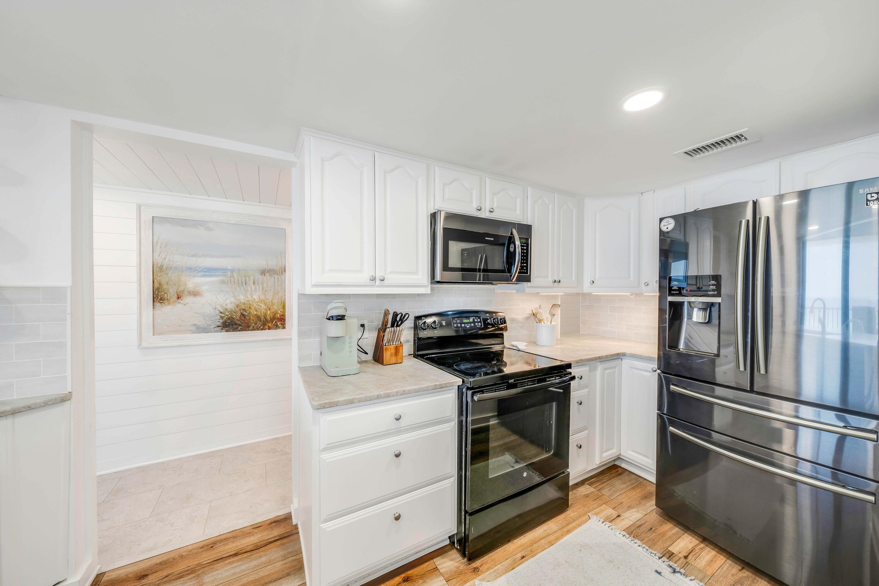 AQUAVISTA CONDO - Residential