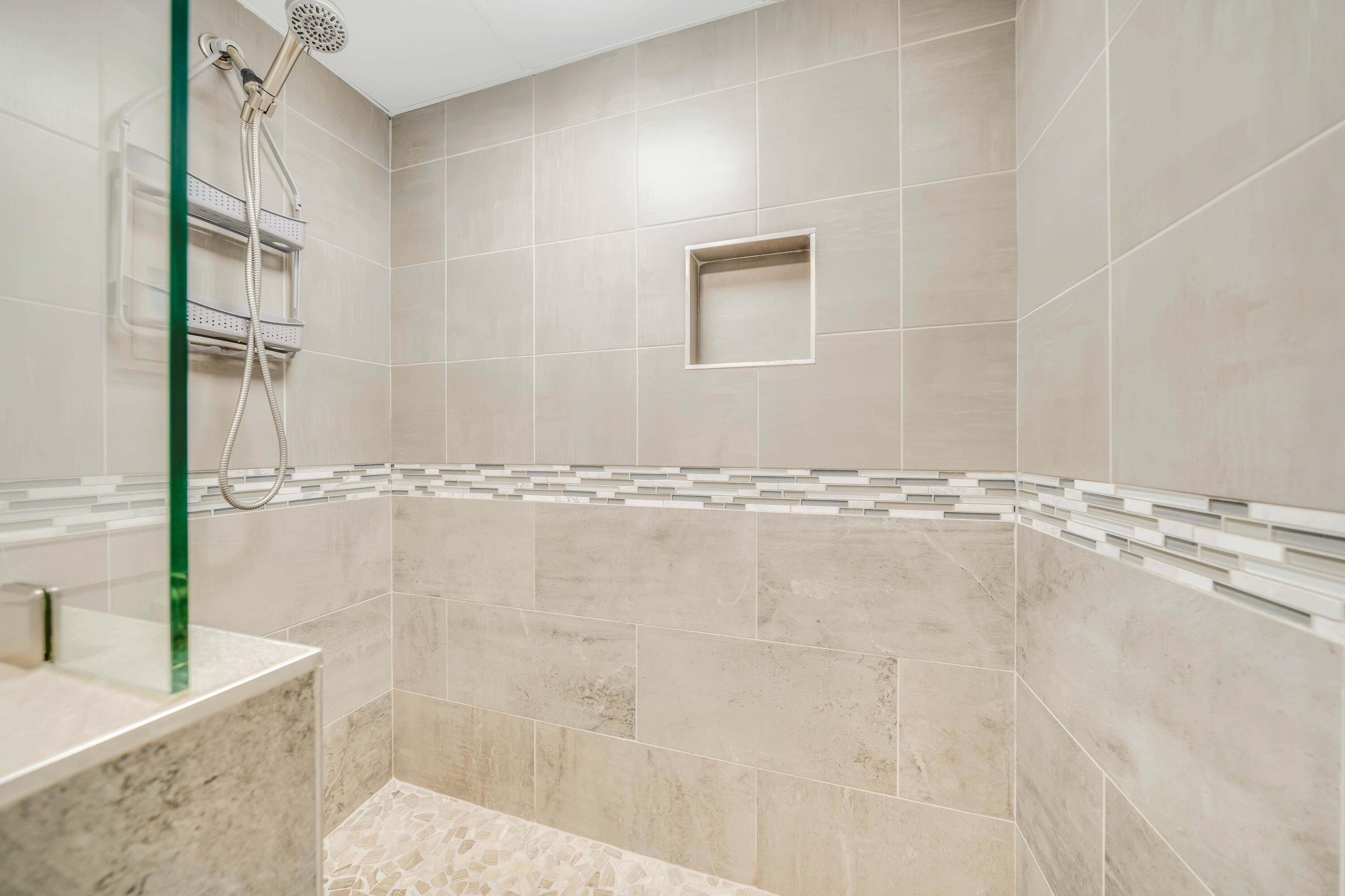 AQUAVISTA CONDO - Residential