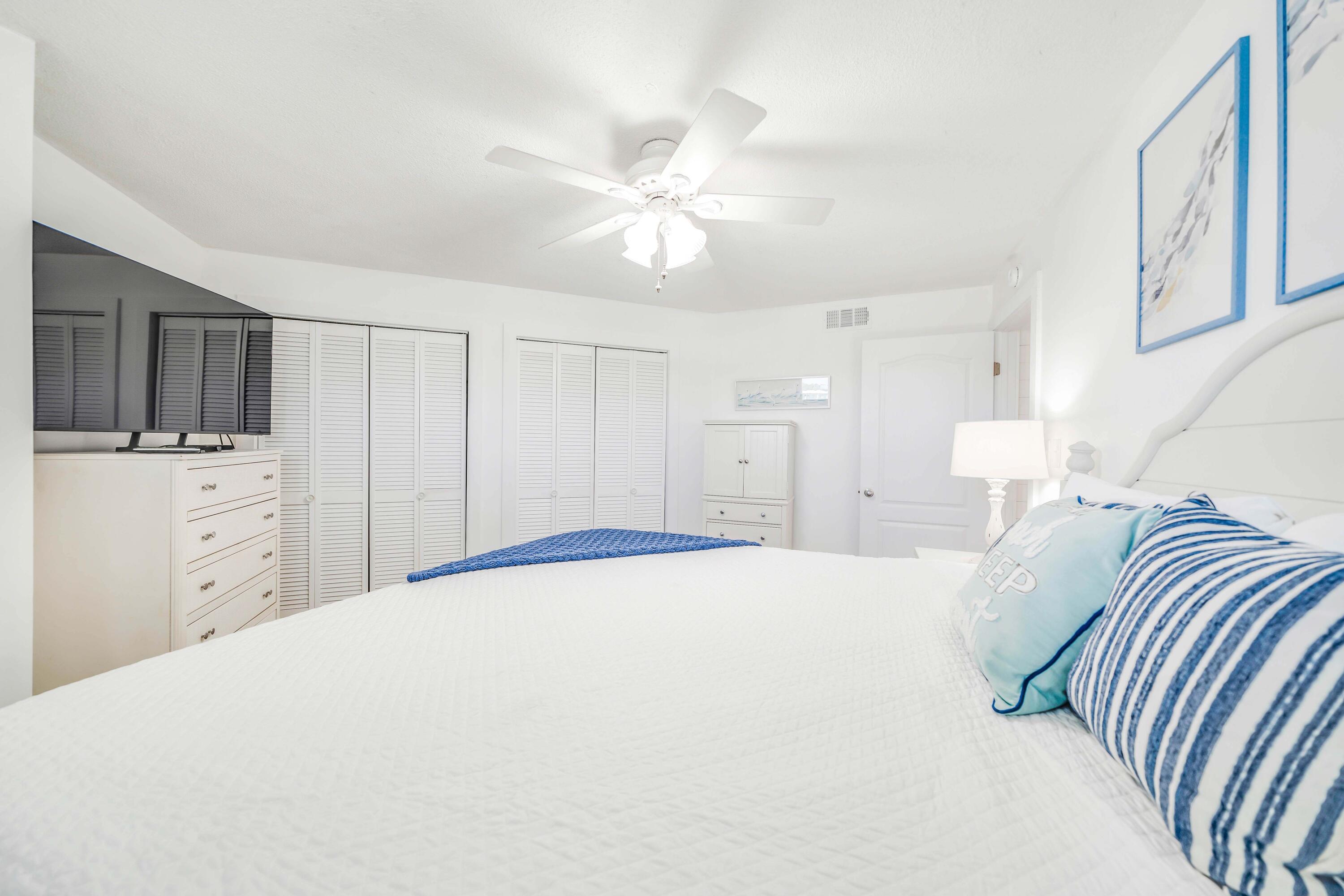 AQUAVISTA CONDO - Residential